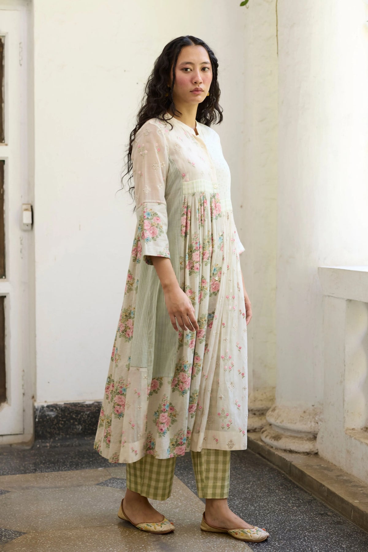 Raye Tunic Set In Off white & Green