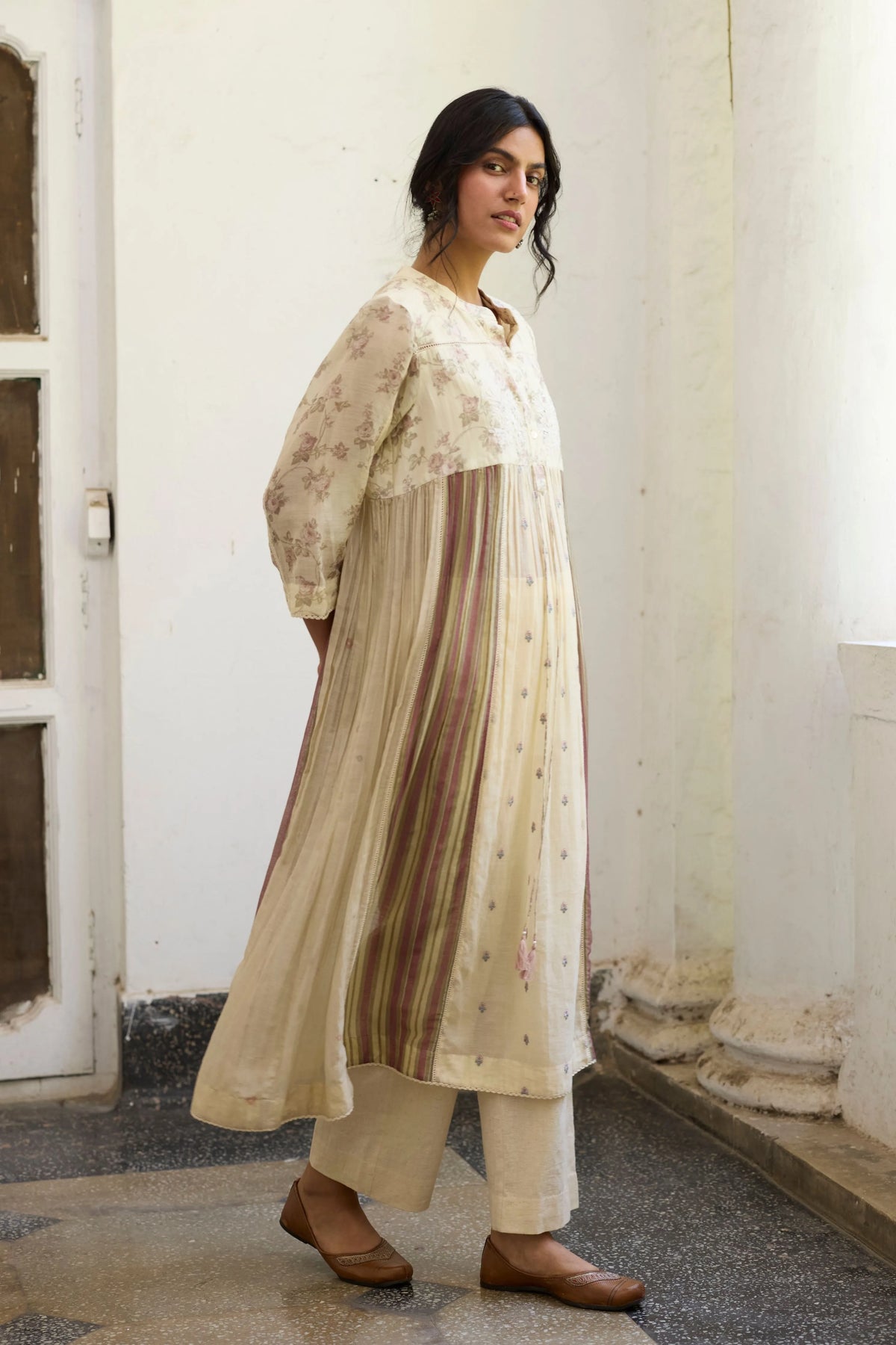 Chowa Kurta Set In Ecru & Purple