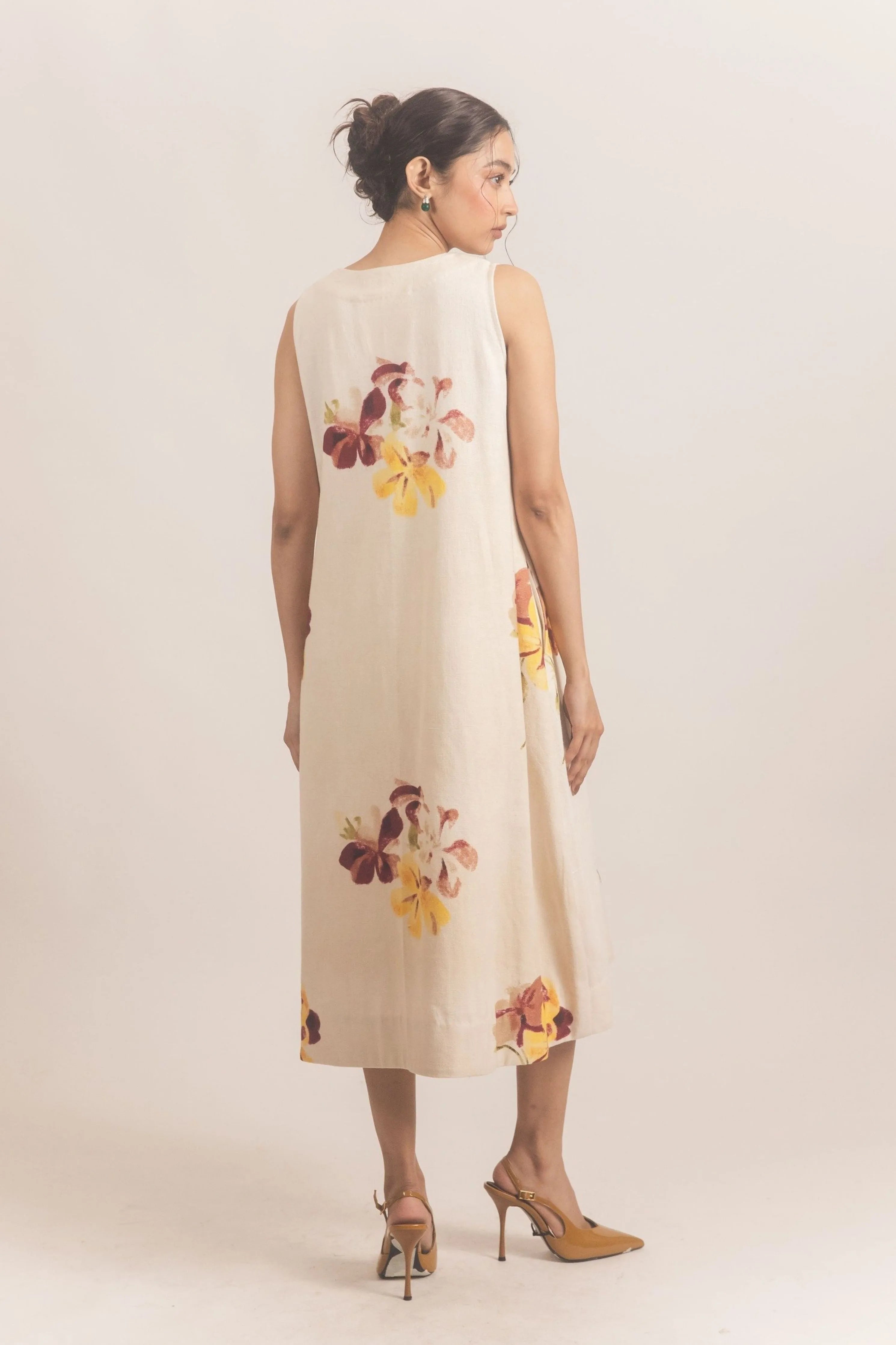 Scallop Dress White