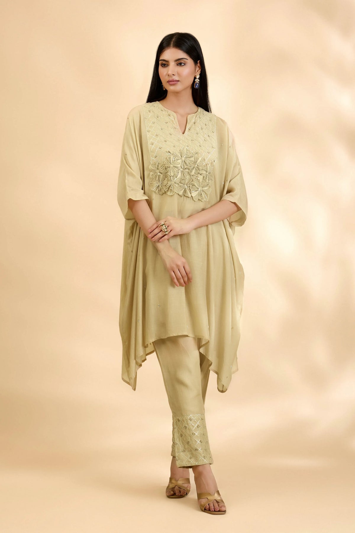 Taru Kaftan Tunic Set