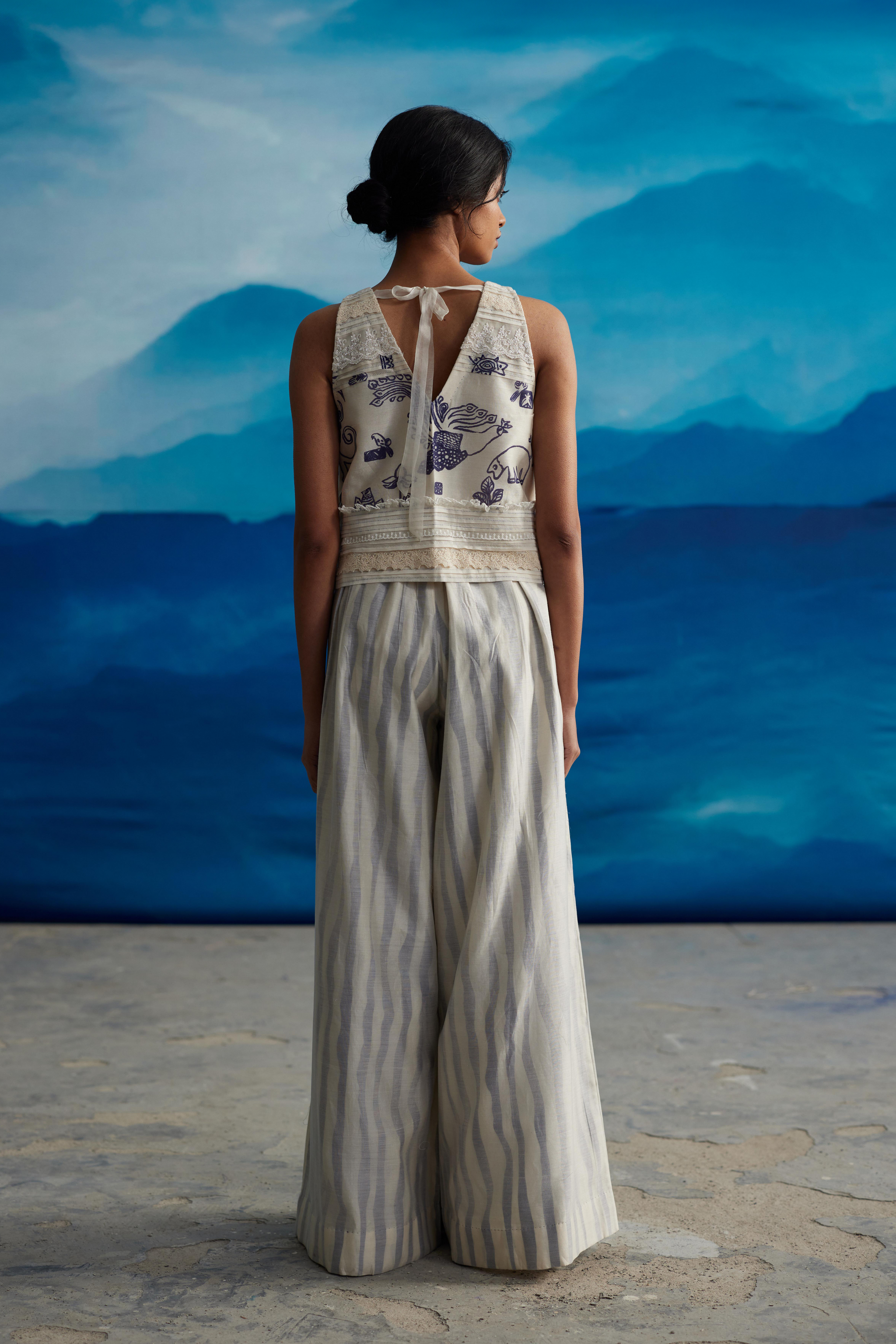 Salvia V-Neck Top