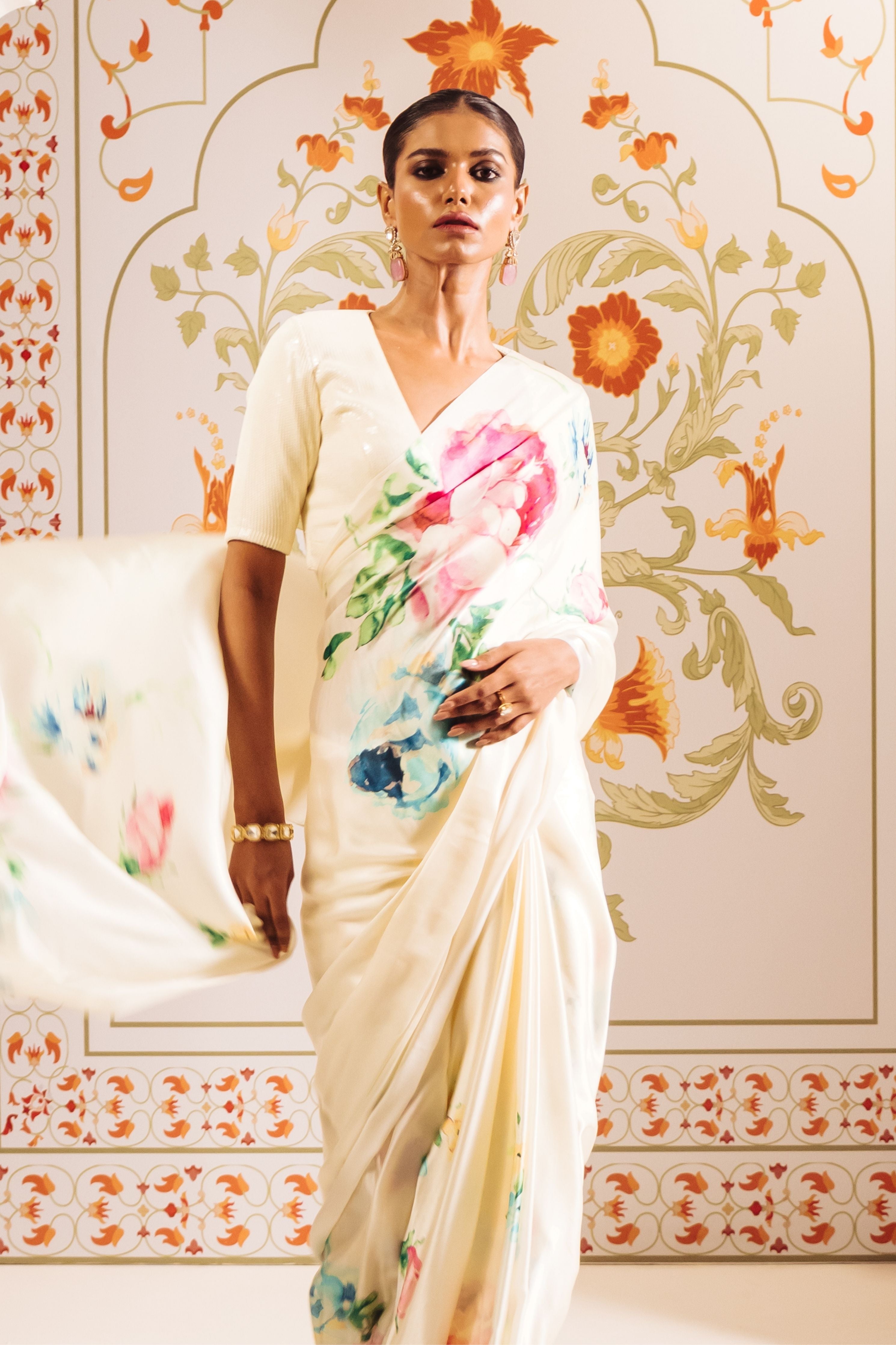 Shyla White Saree