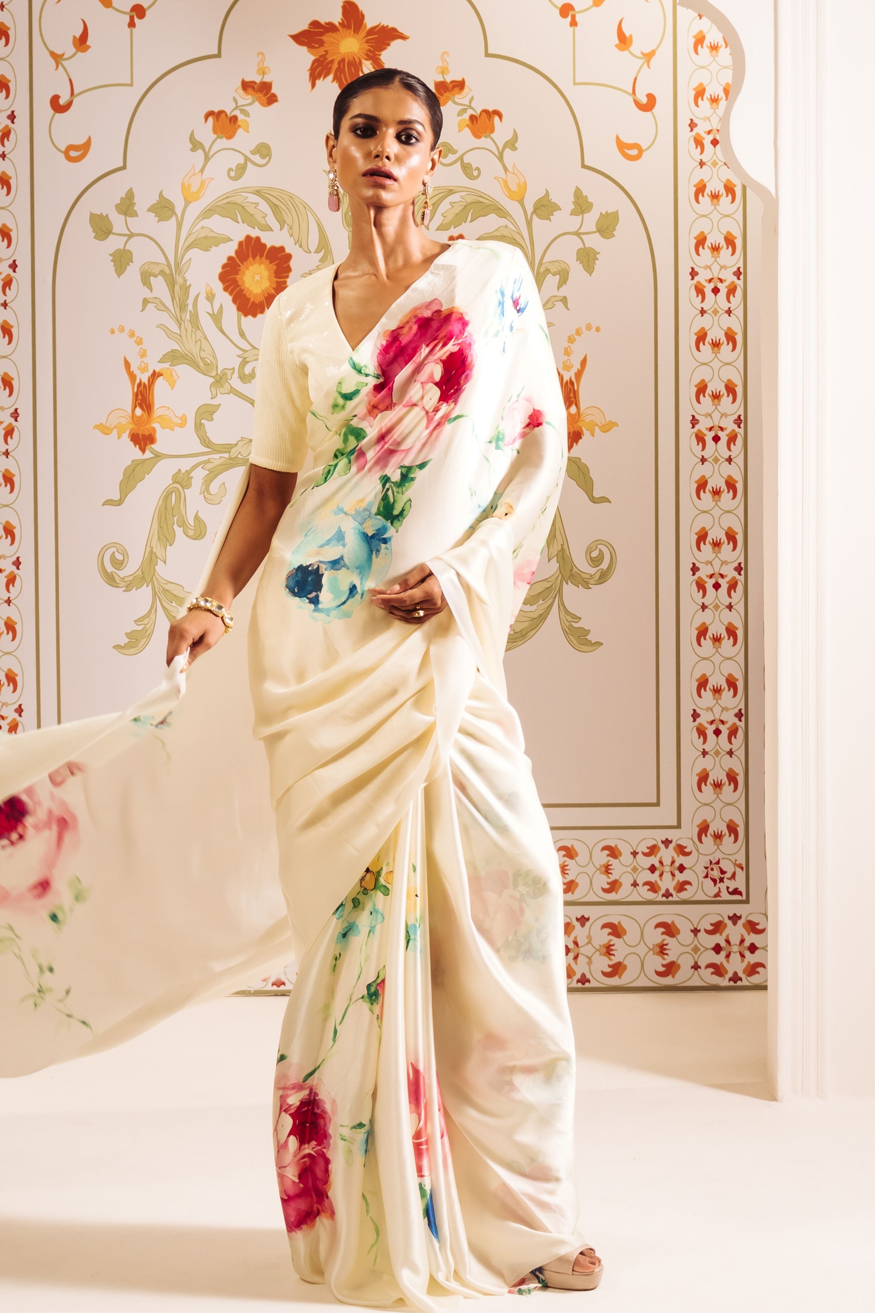 Shyla White Saree