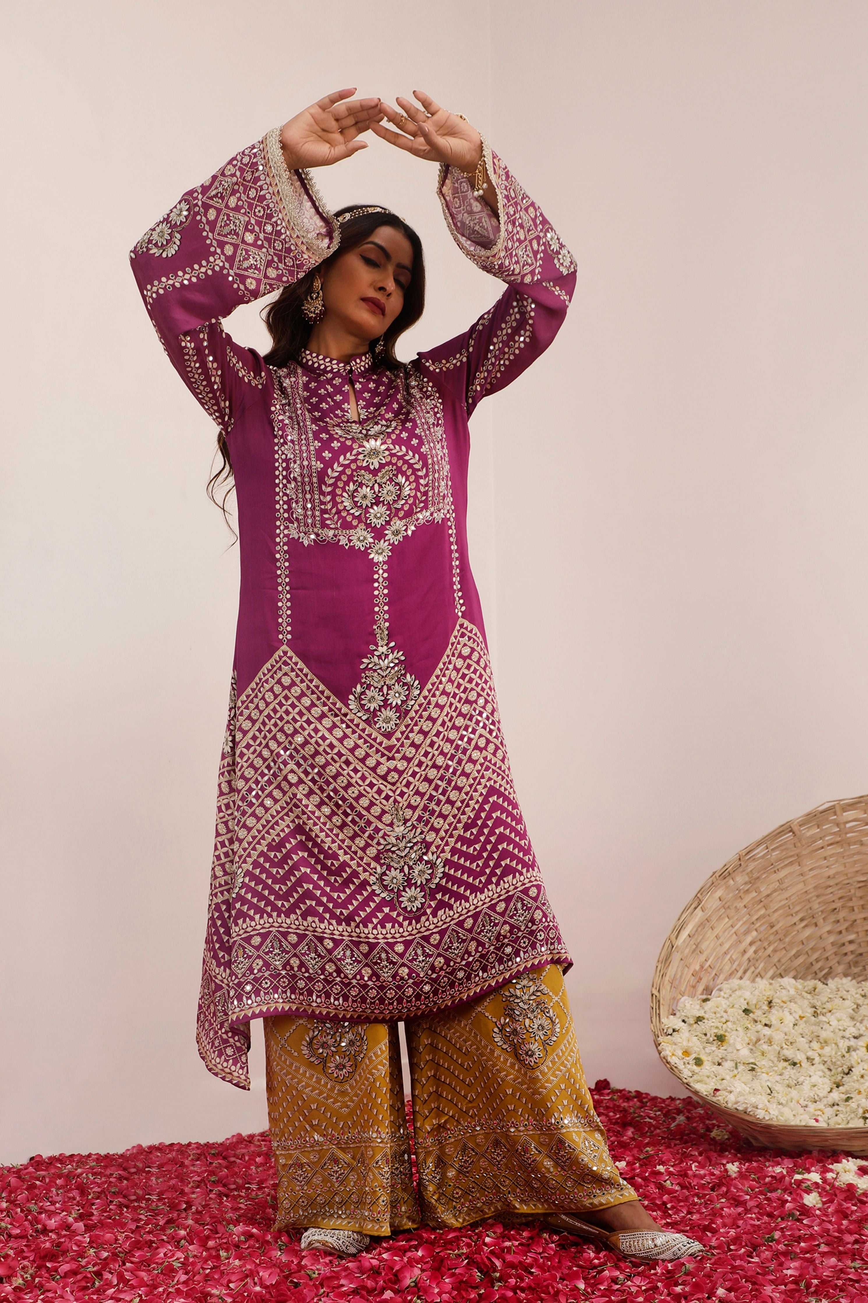Son Chidhaiya A-line Kurta Set