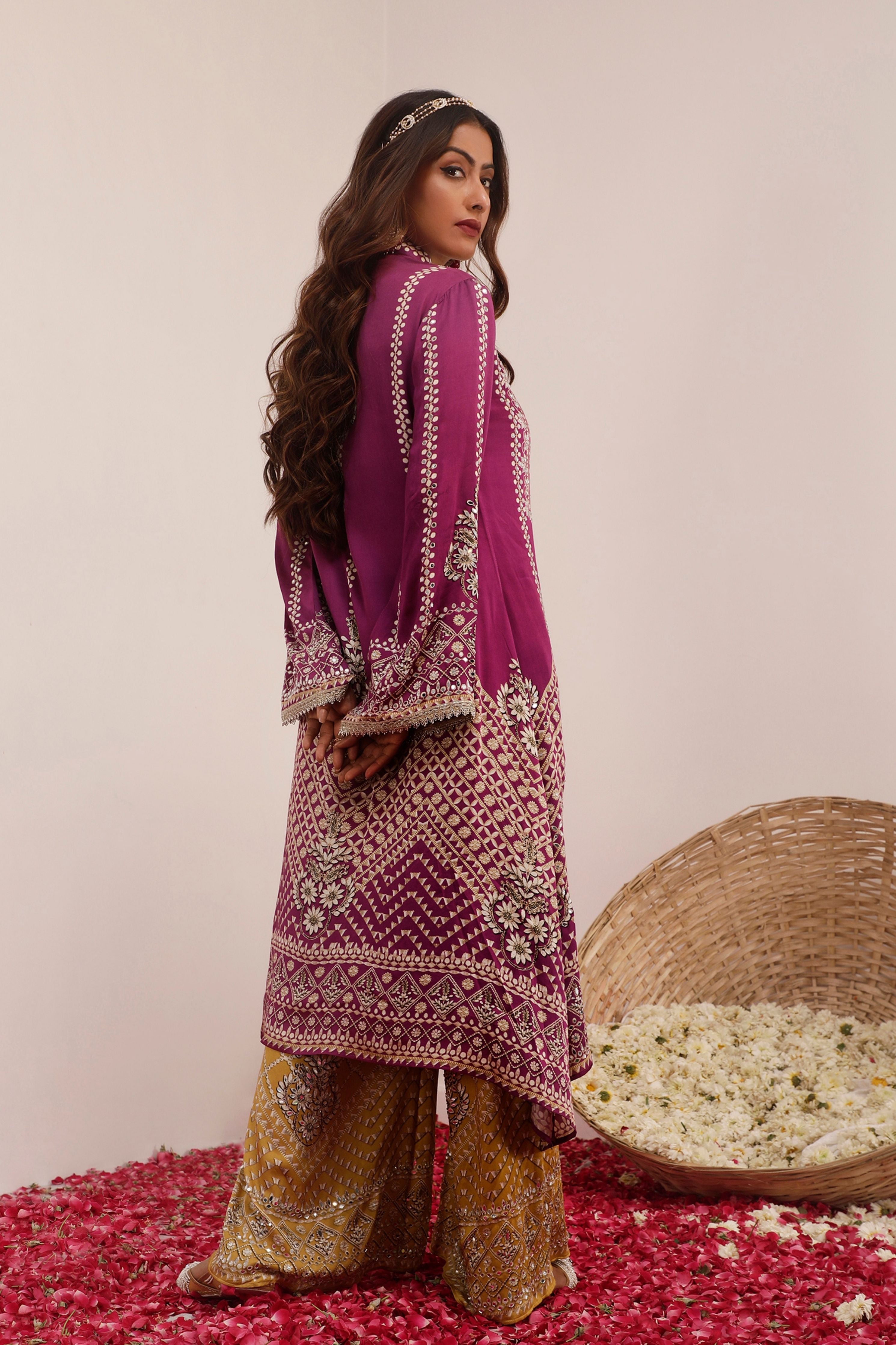 Son Chidhaiya A-line Kurta Set