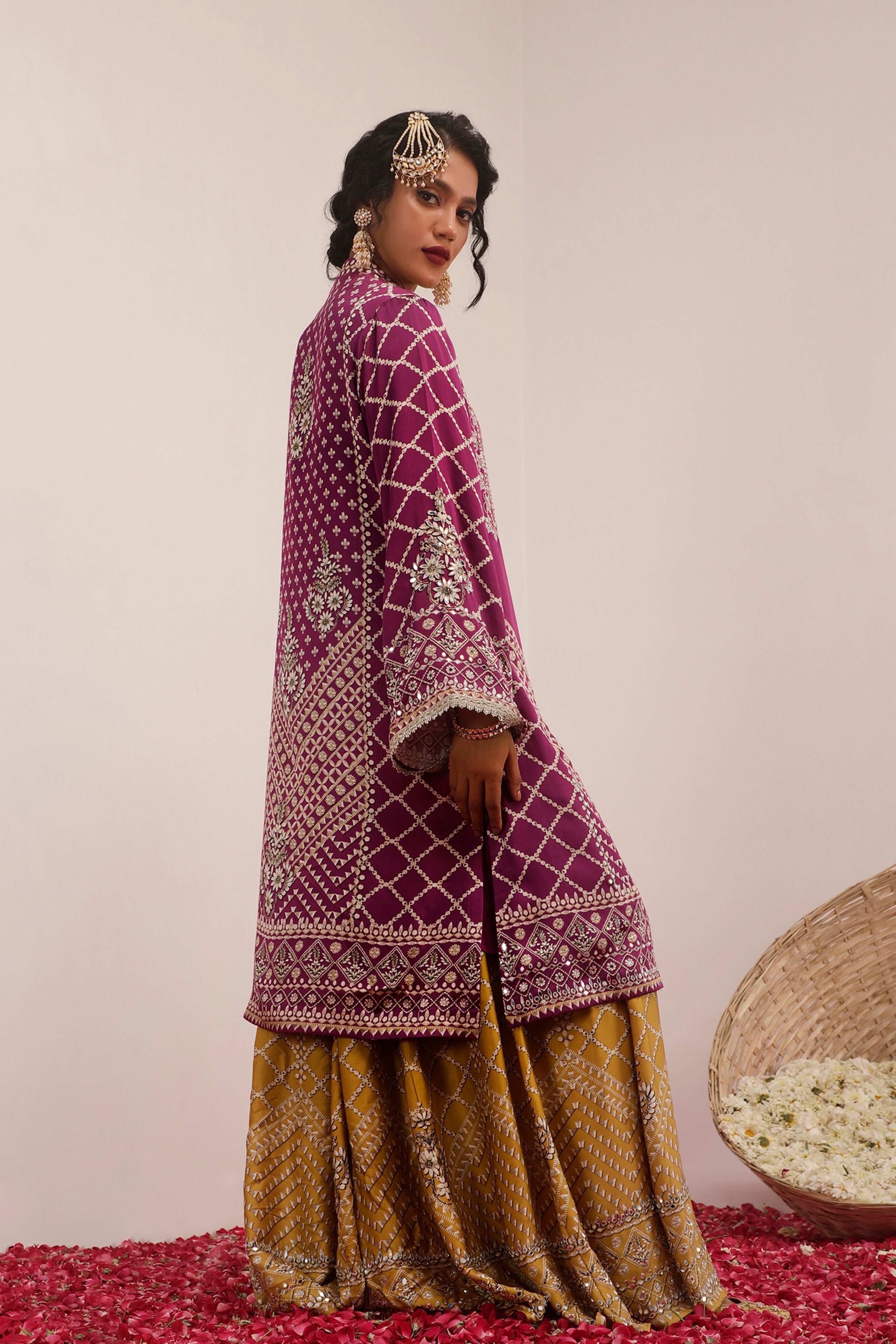 Son Chidhaiya Kurta Set