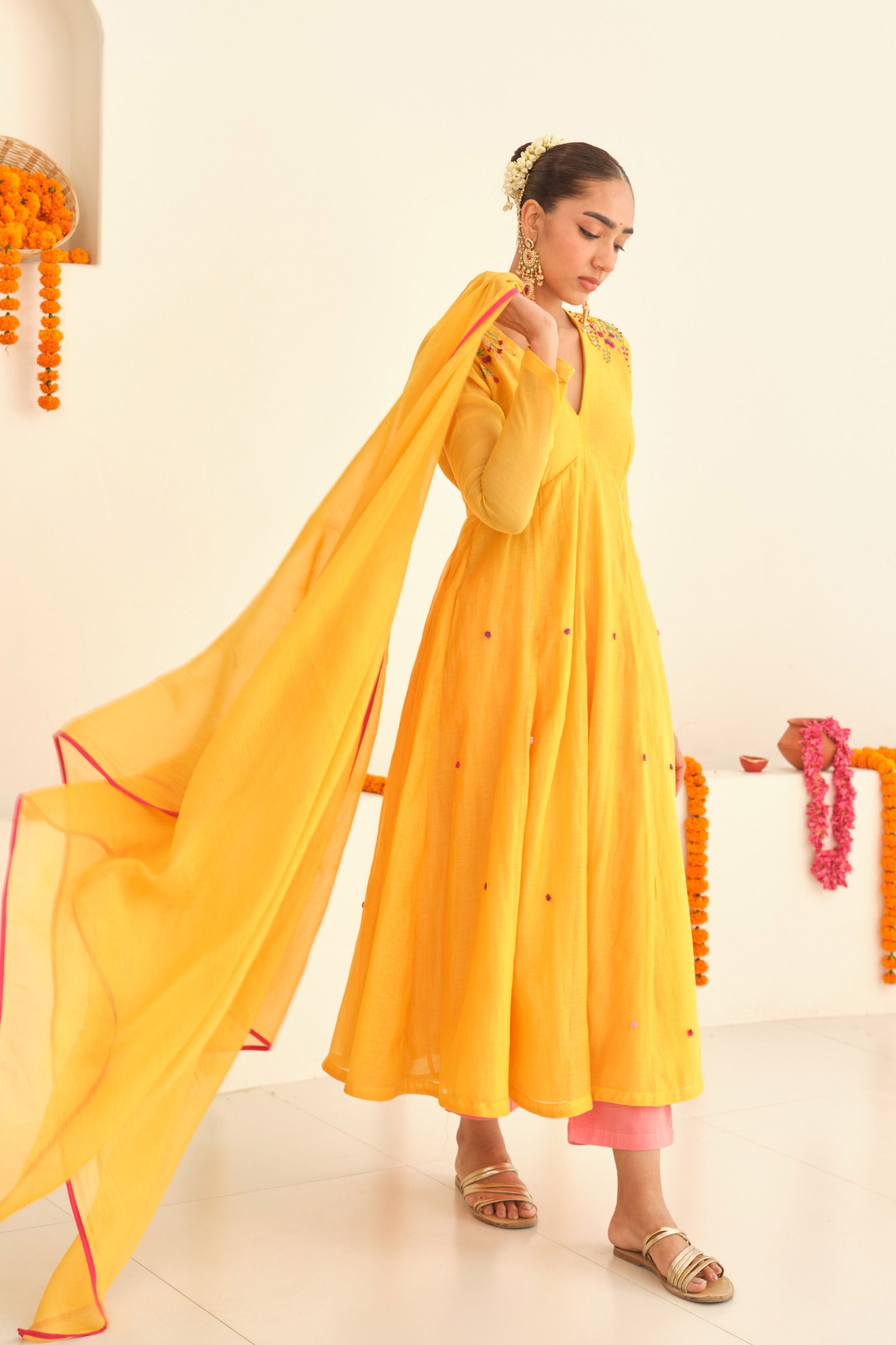 Sunehri Chanderi Kurta Set