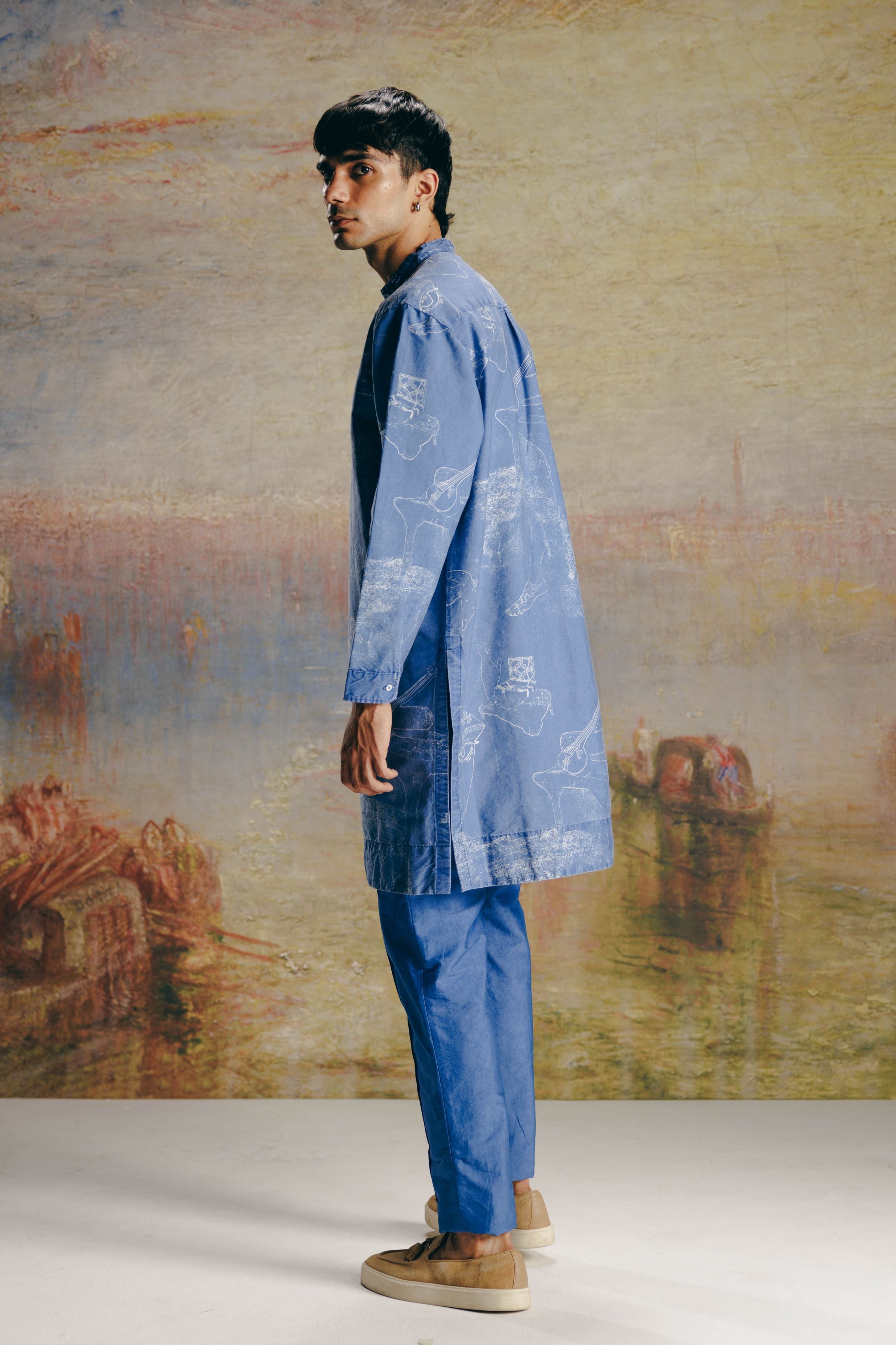 Surrealist Outline Kurta Set