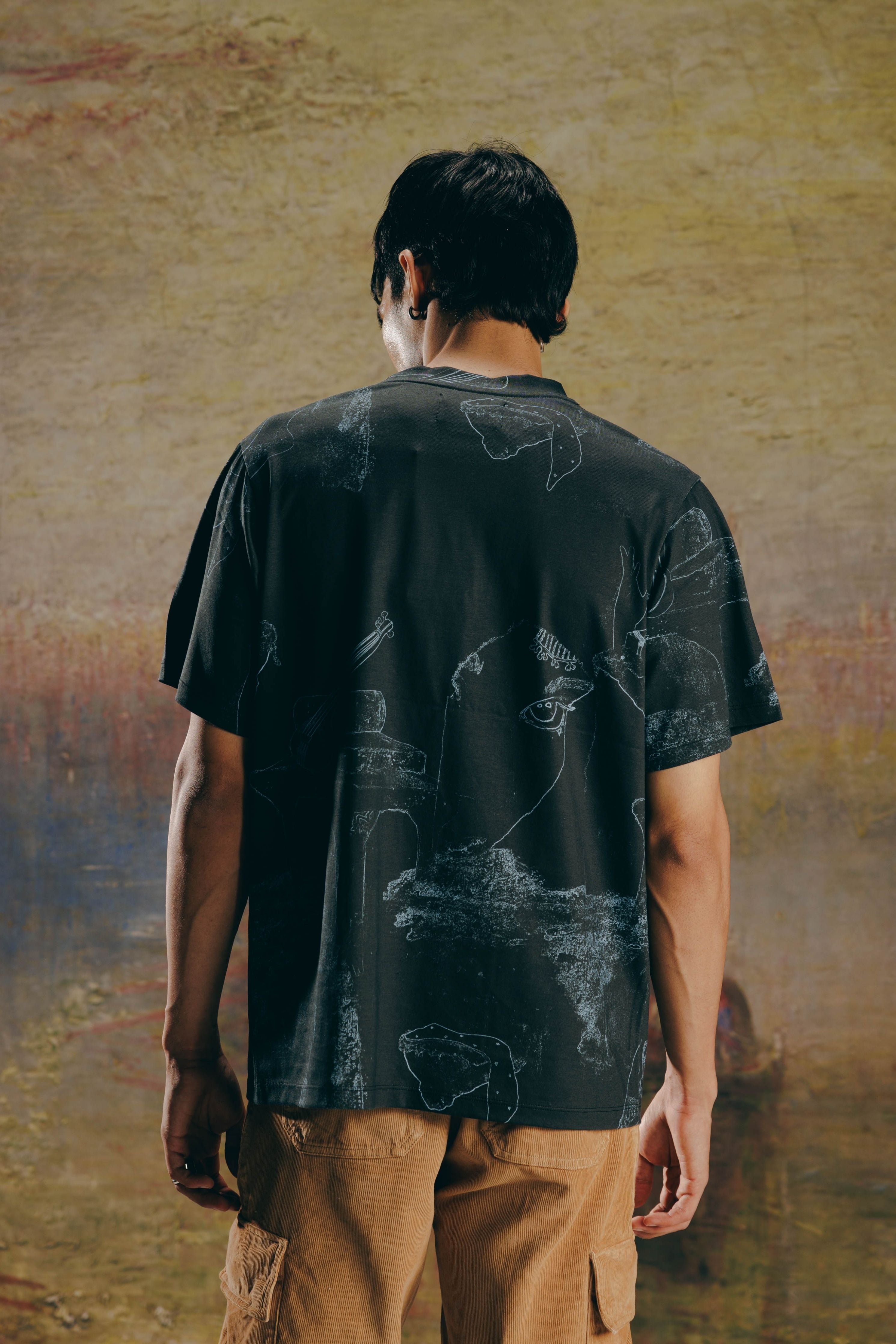 Surrealist Outline T-shirt