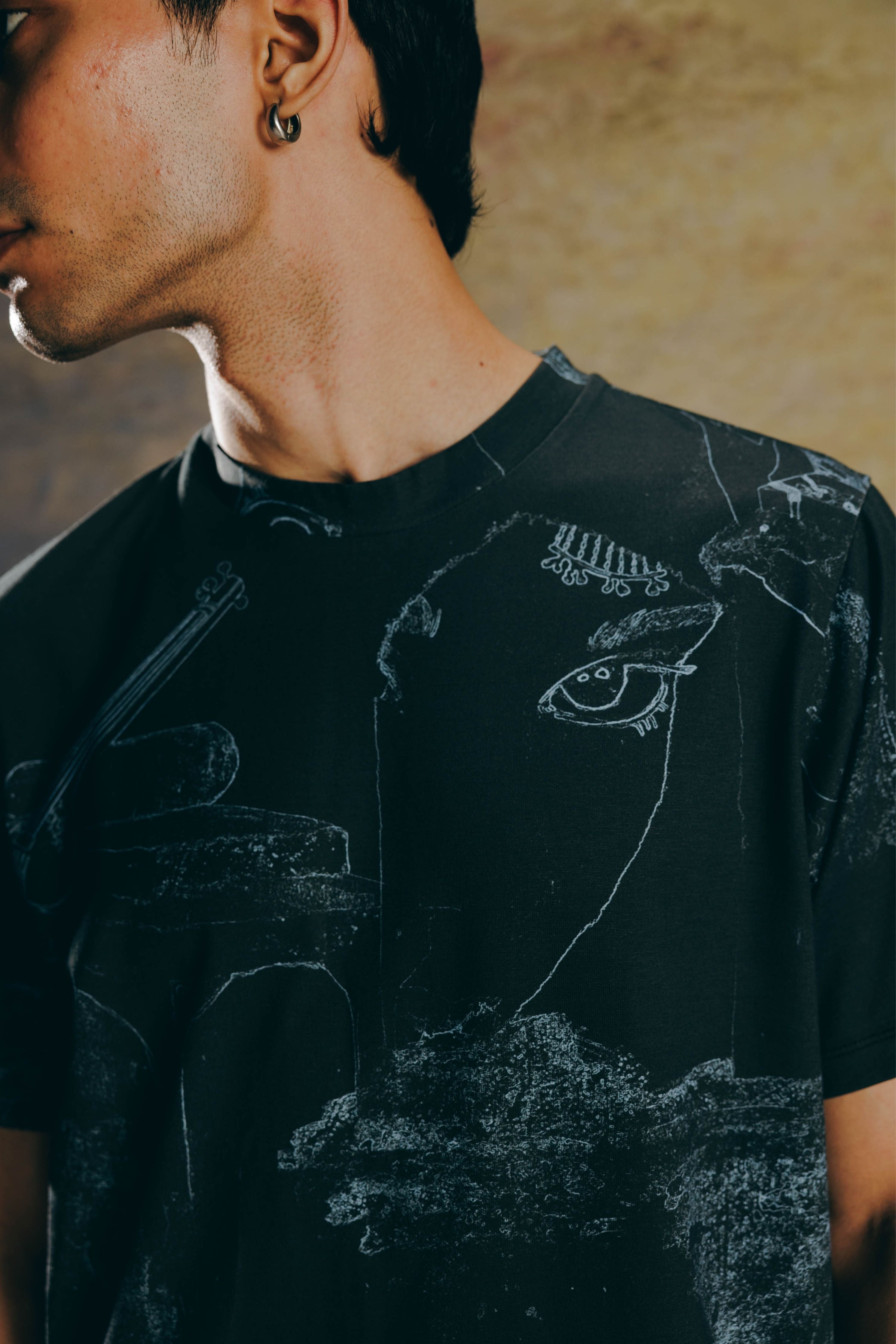 Surrealist Outline T-shirt