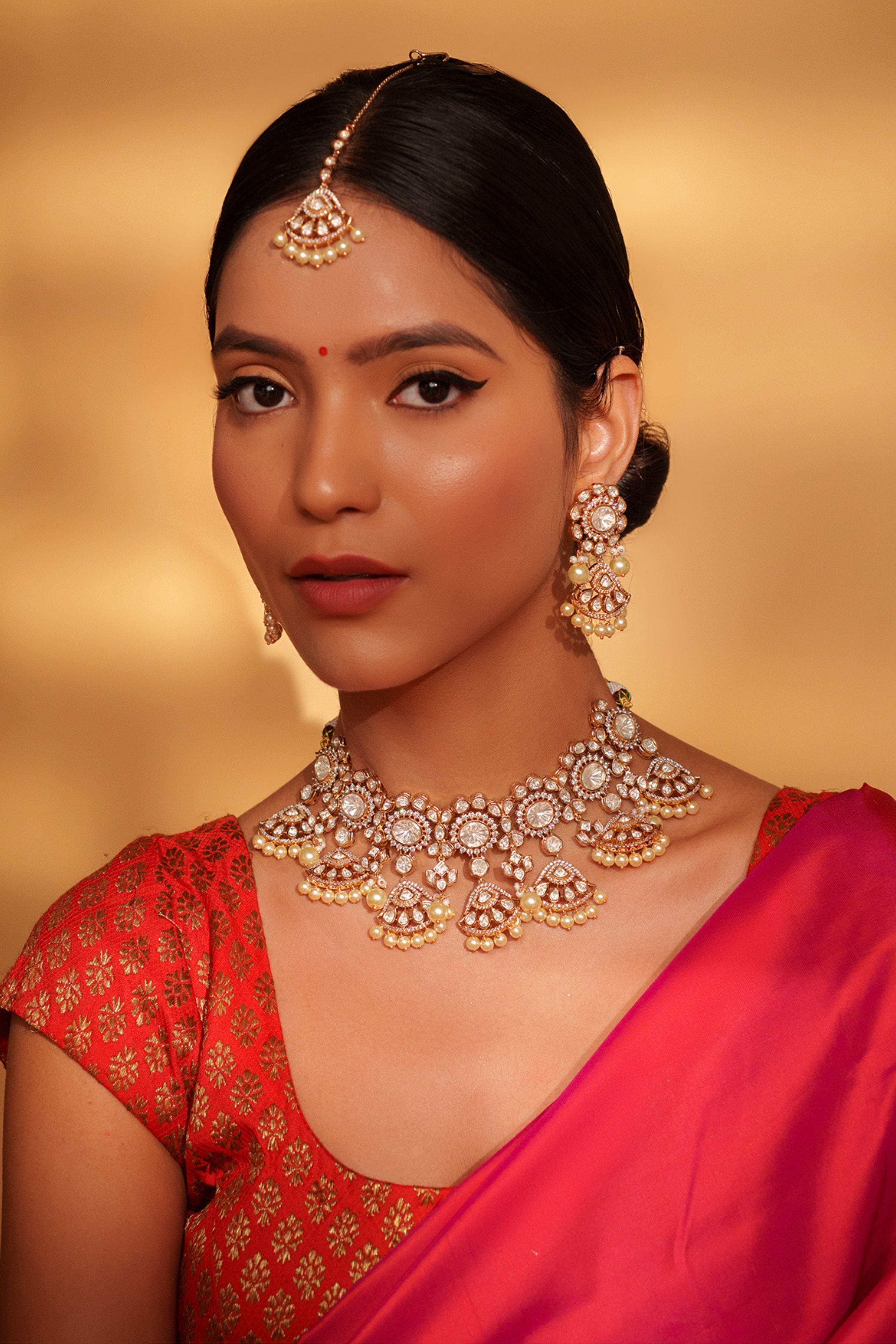 Swarovski Bold And Dramatic Two Tone Finish Polki Choker Set