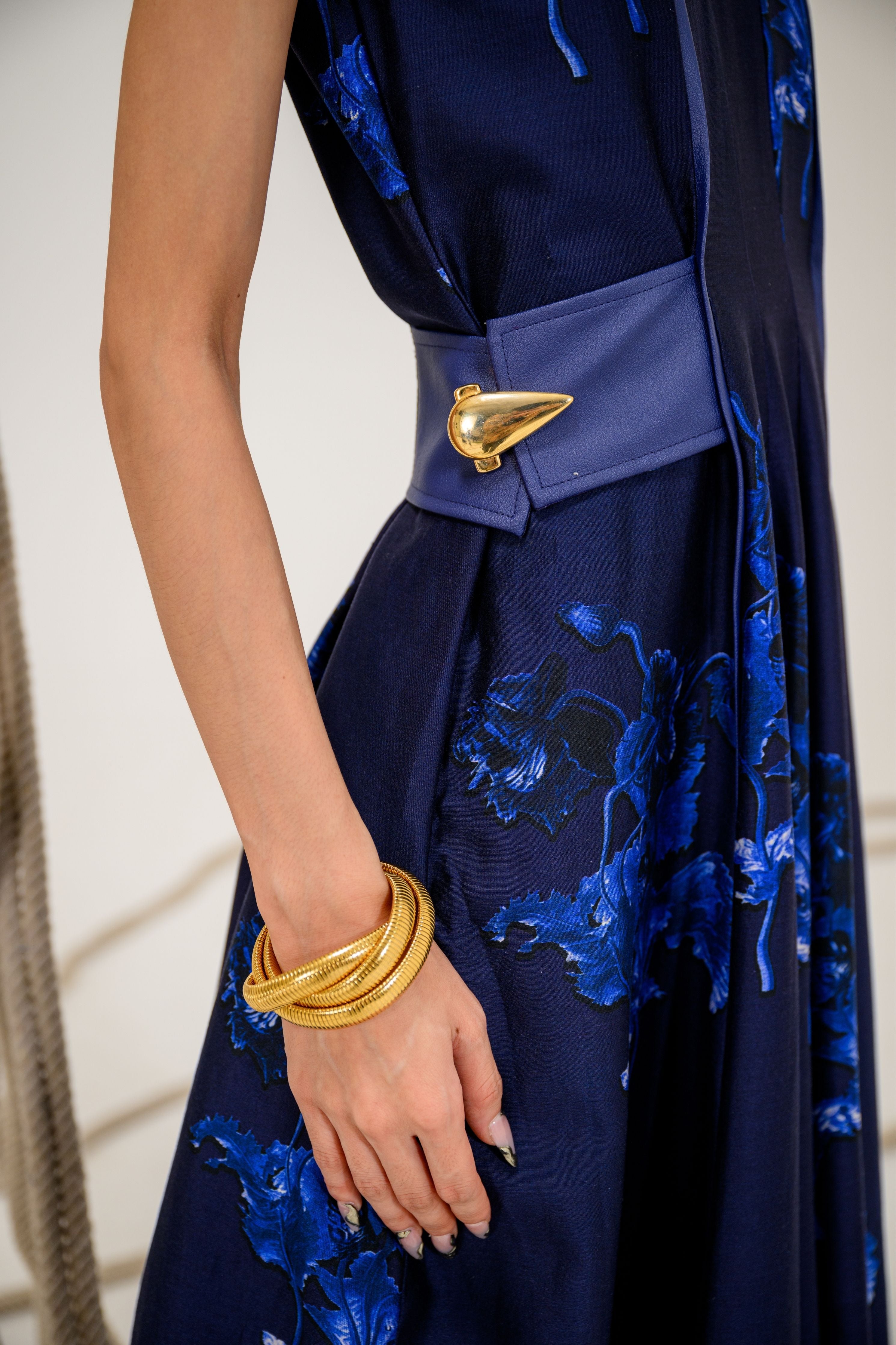 Niloufar Adjustable Midi Dress