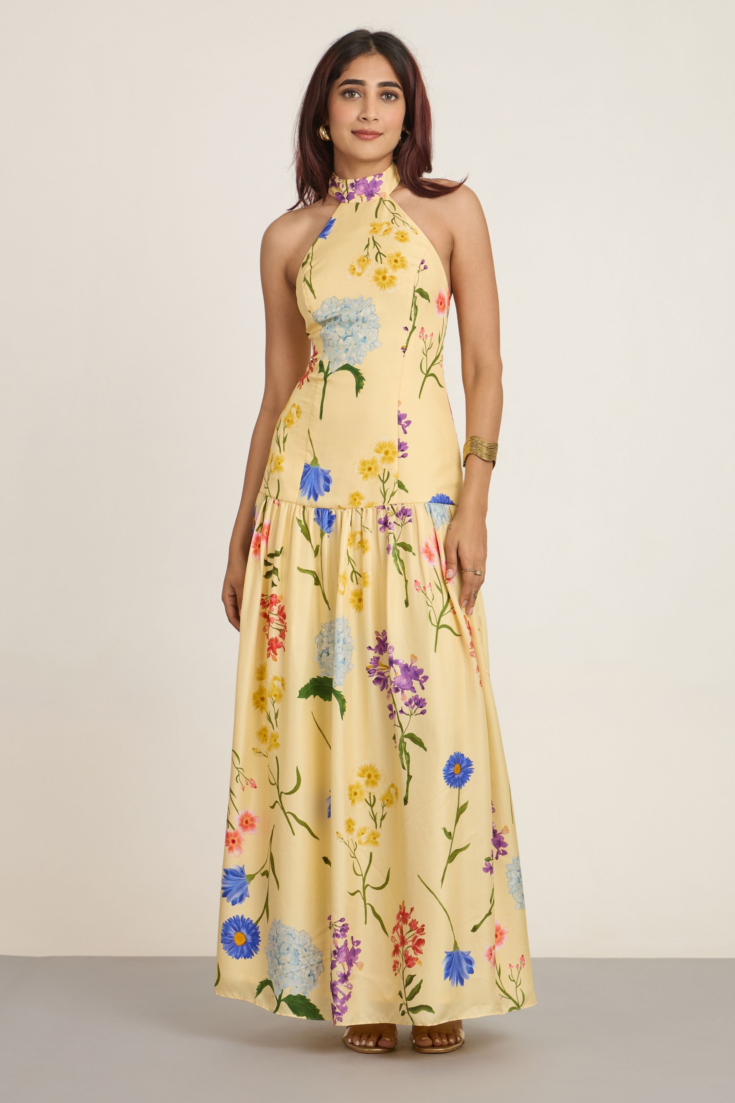 SAMIKSHA PEDNEKAR IN ORIANA MAXI DRESS