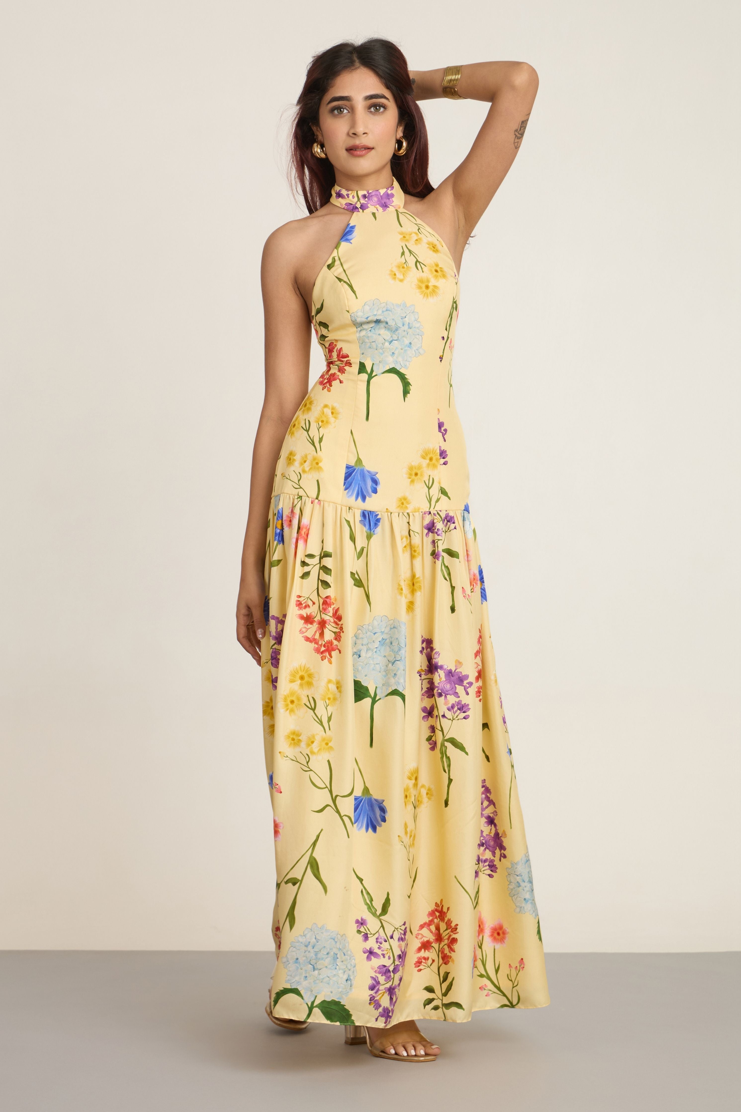 SAMIKSHA PEDNEKAR IN ORIANA MAXI DRESS