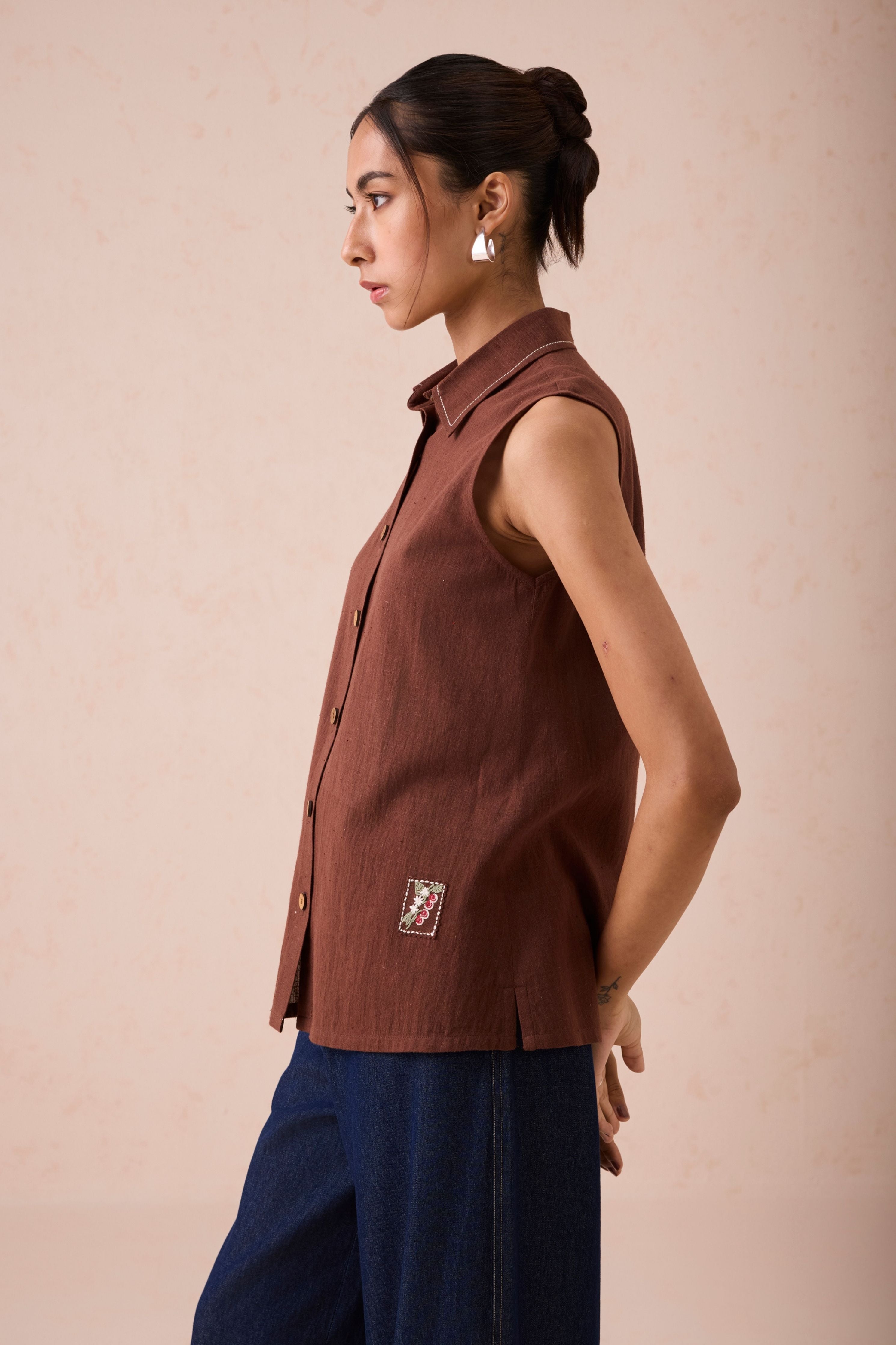 The Cocoa Handspun Handwoven Organic Cotton Sleeveless Shirt