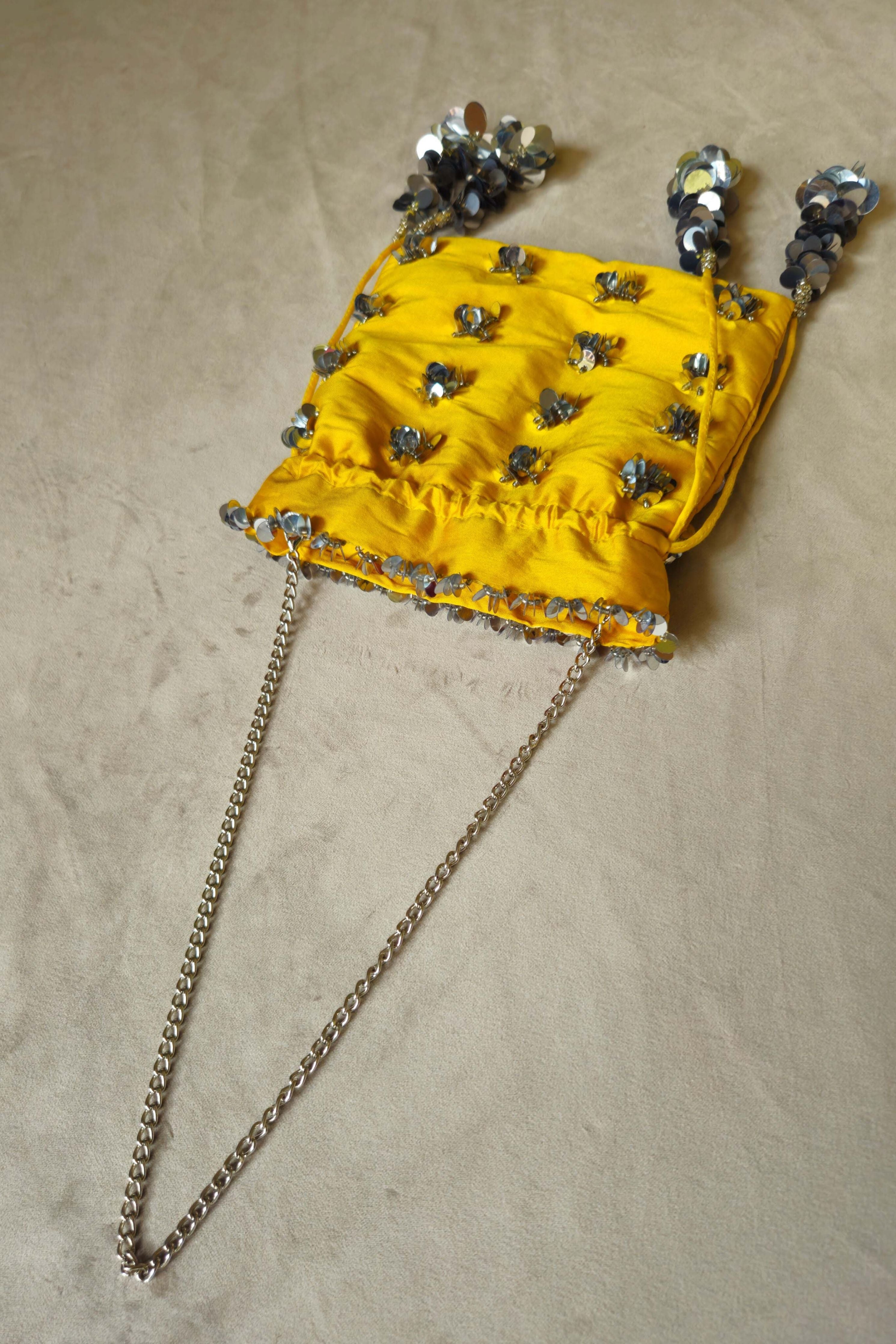 The Efflorescing Bag