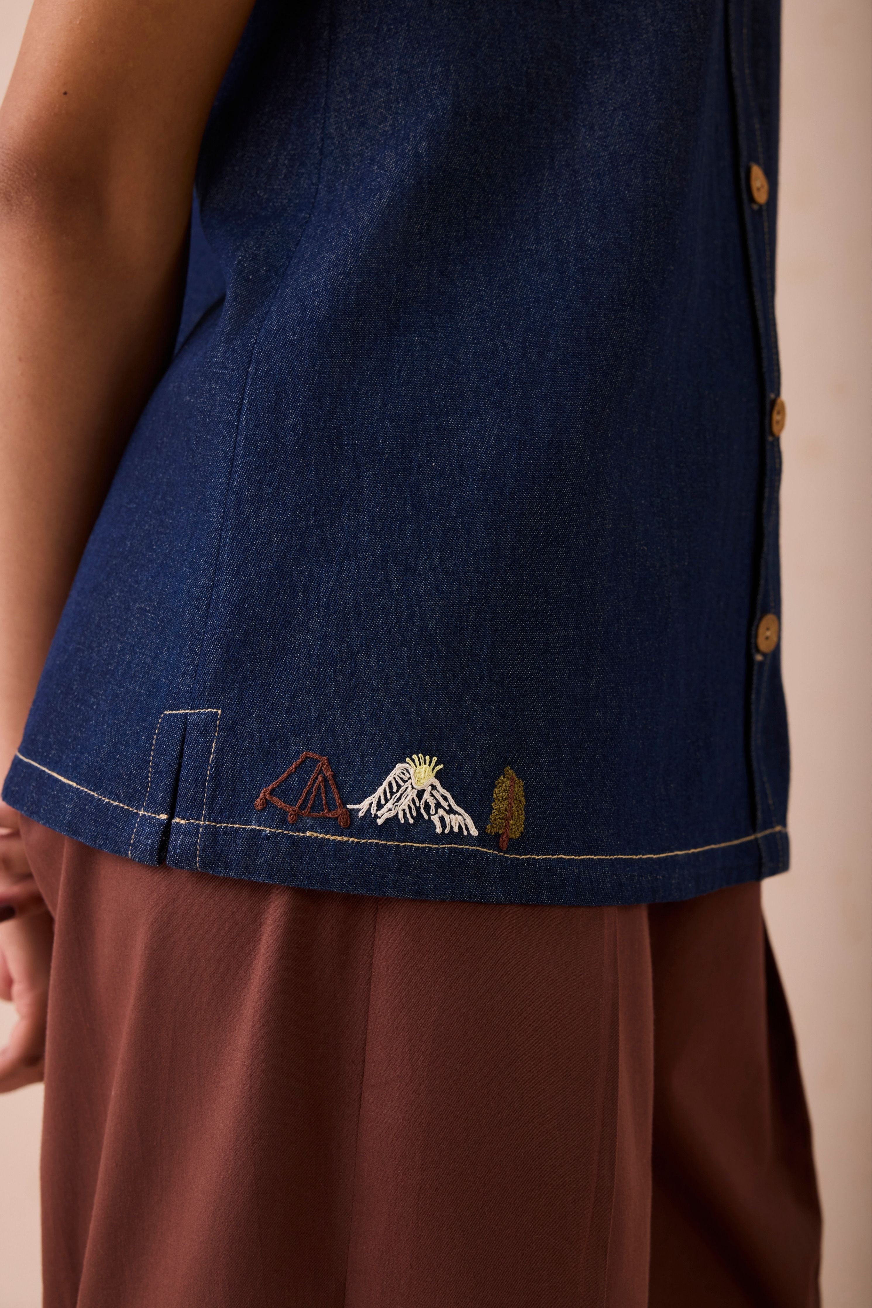 The Mountain Denim Sleevleess Shirt