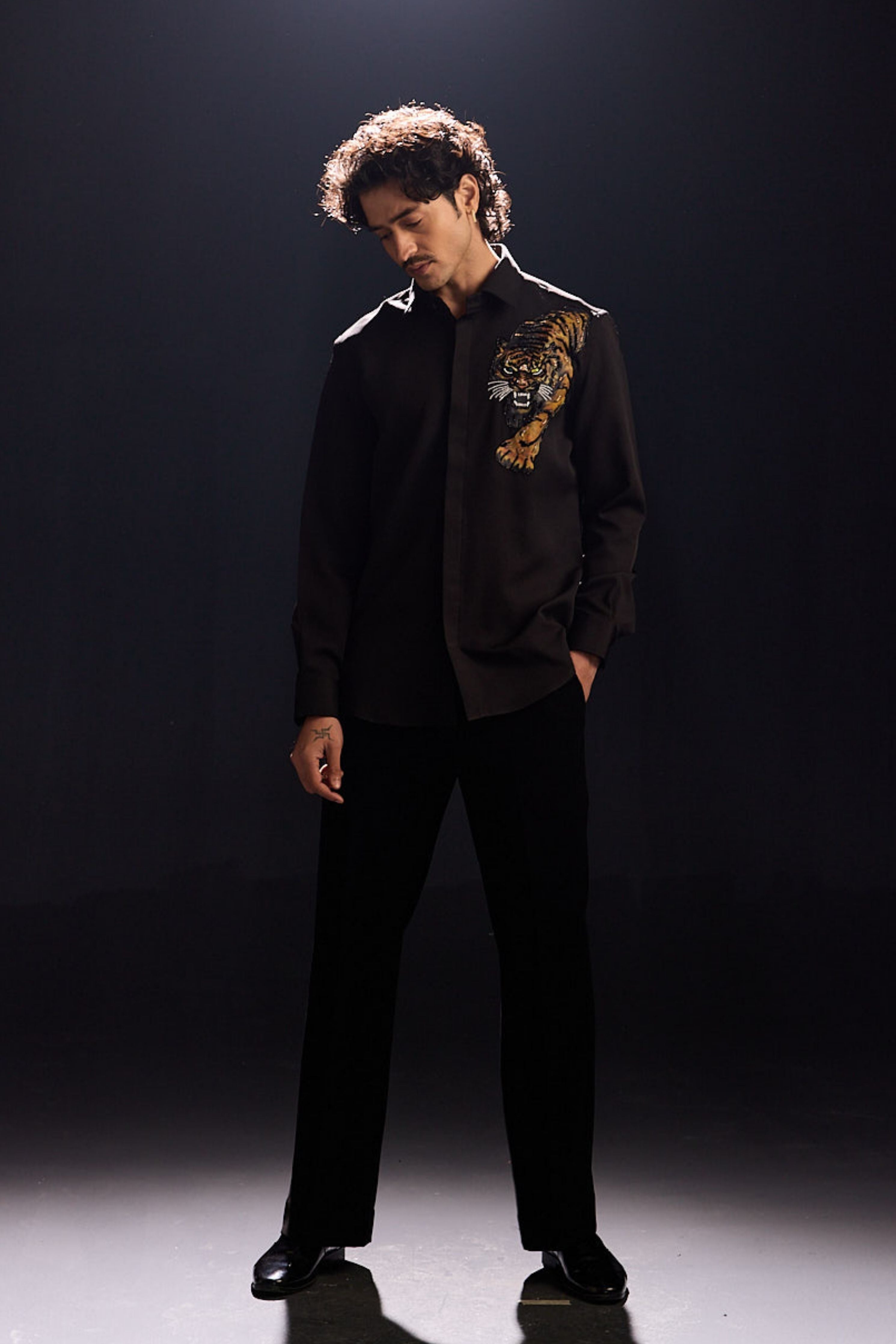 Tiger Embroidery Shirt