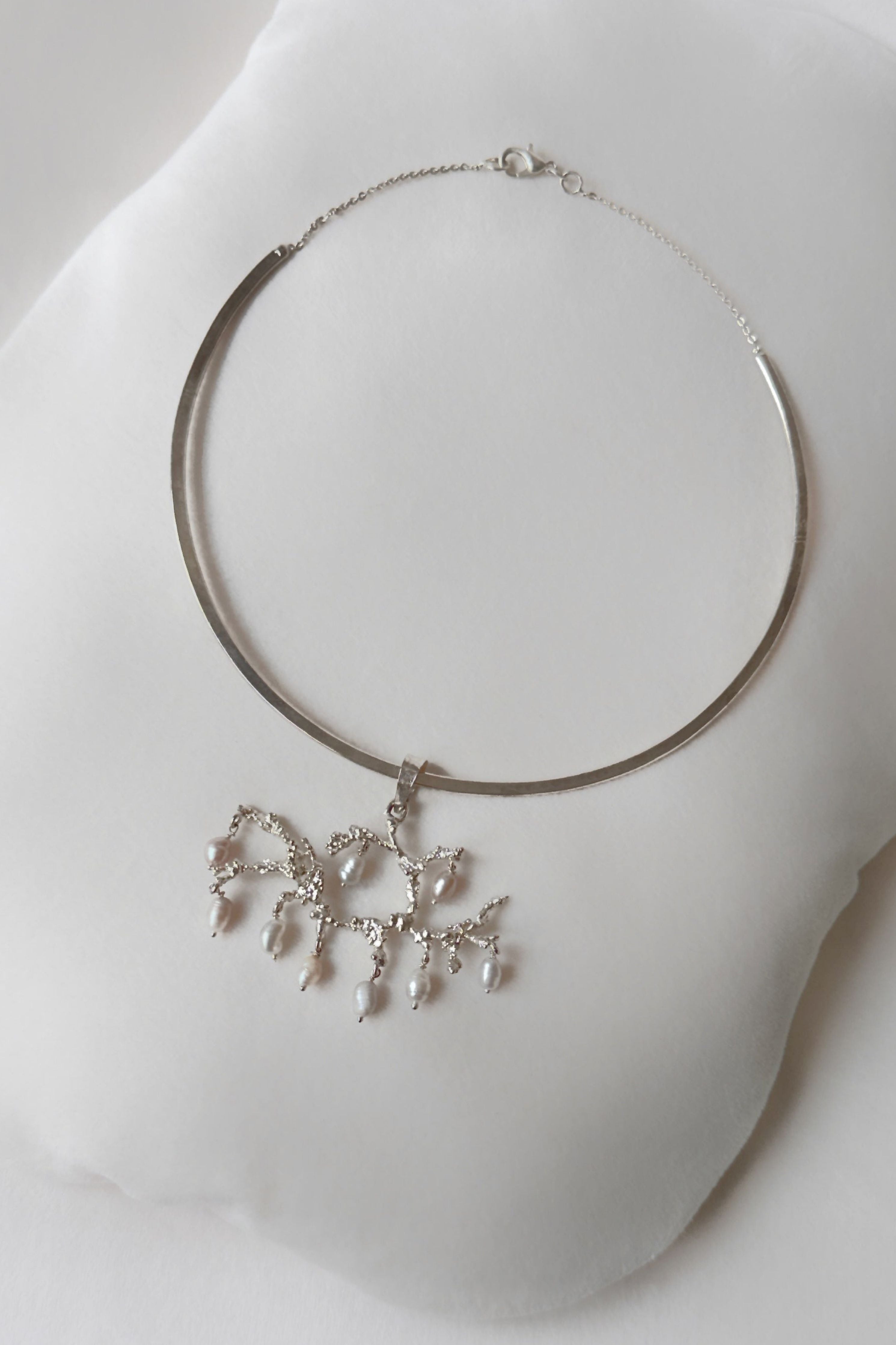 Untamed Pearl Drops Chandelier Pendant Silver