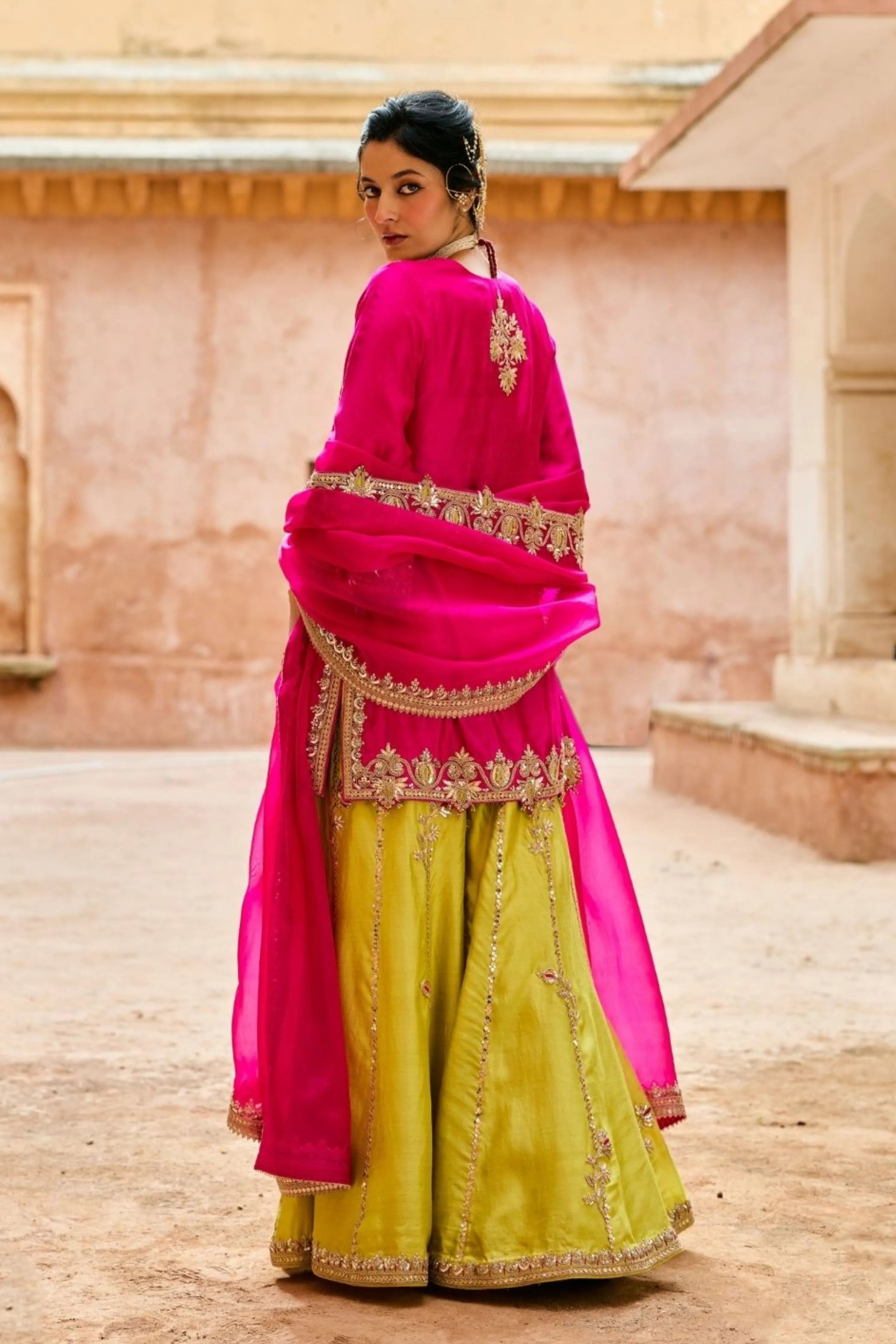 Heer Sharara Set
