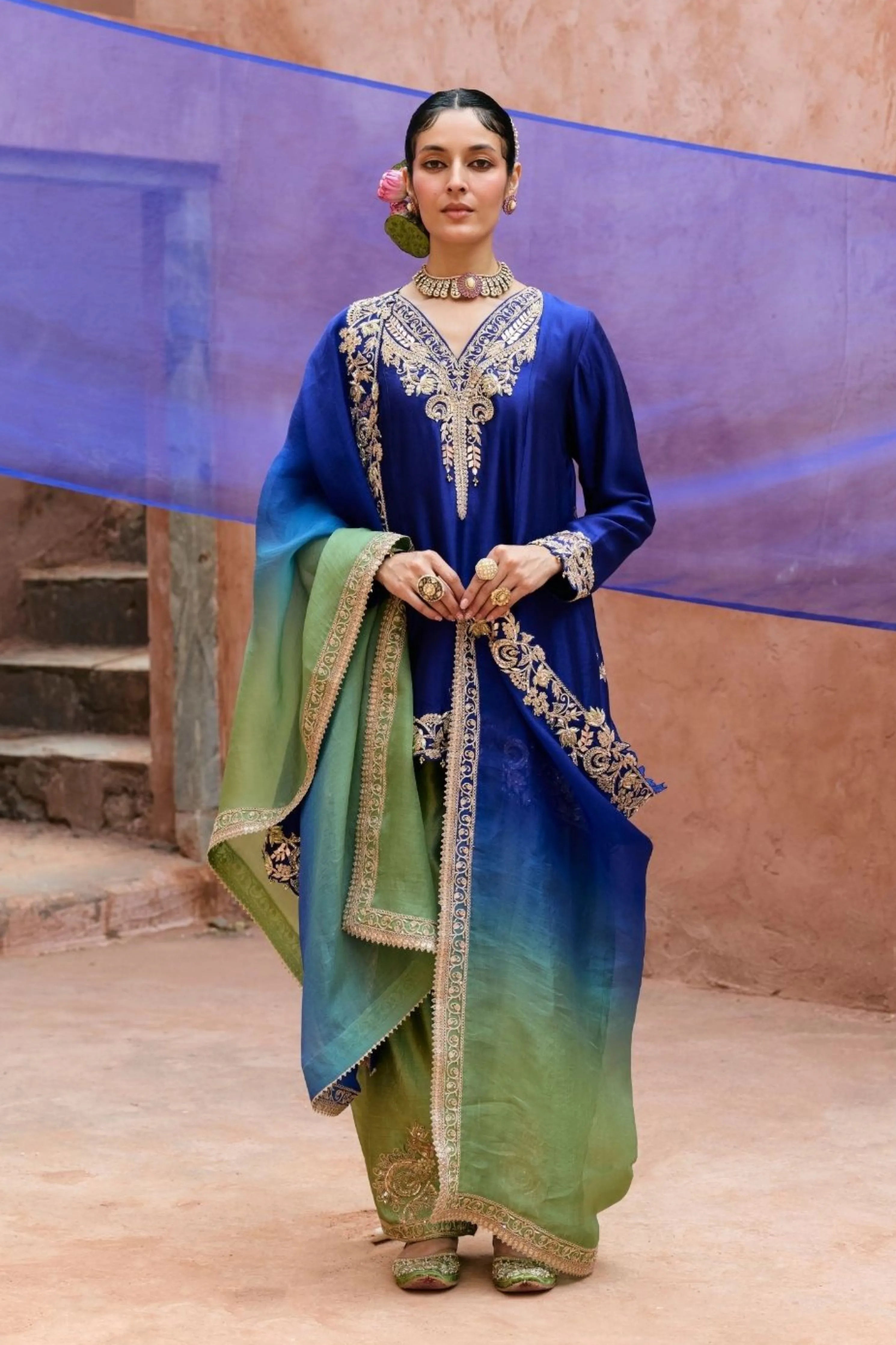Neera Kurti Set