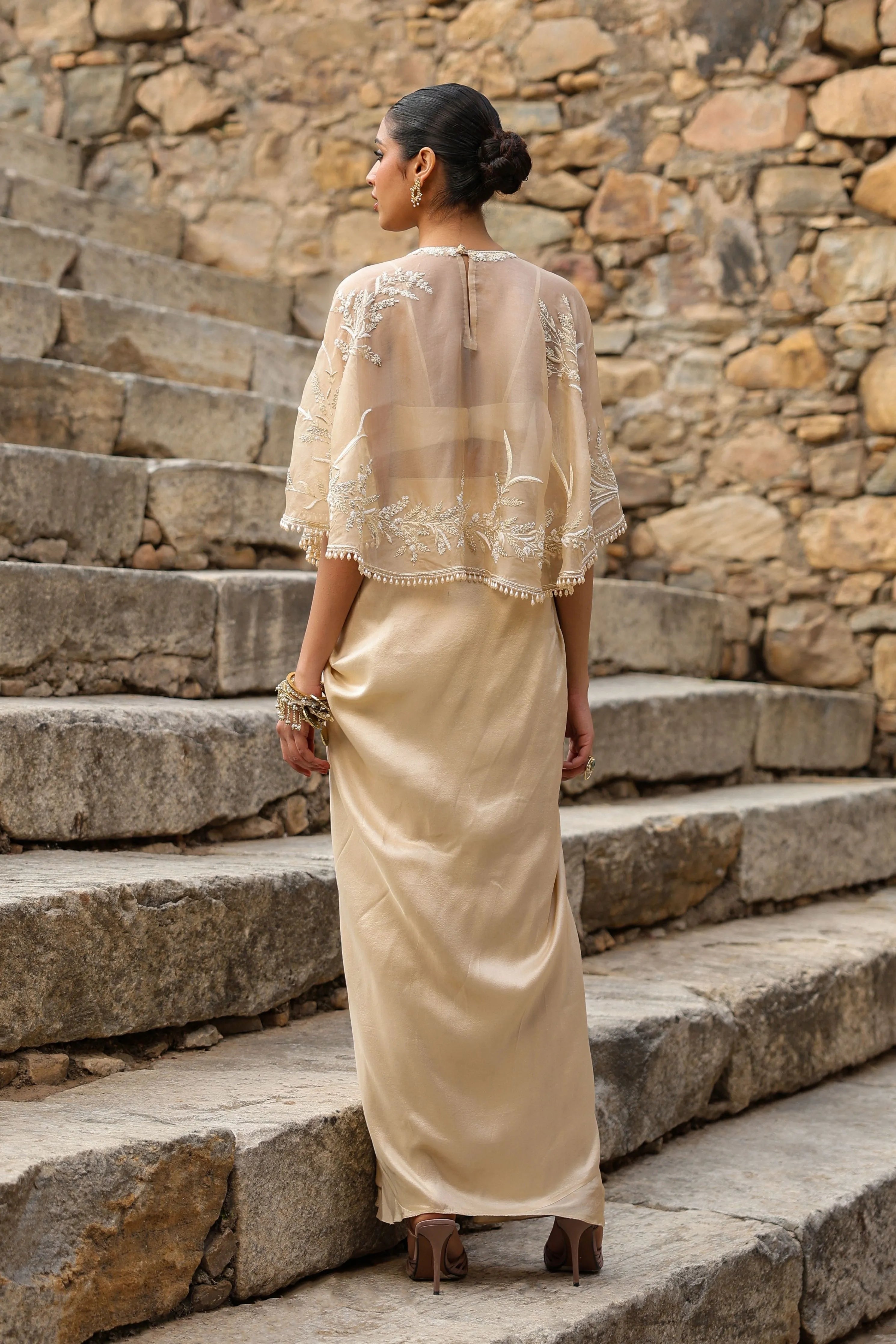 Vaayu Beige Cape Set