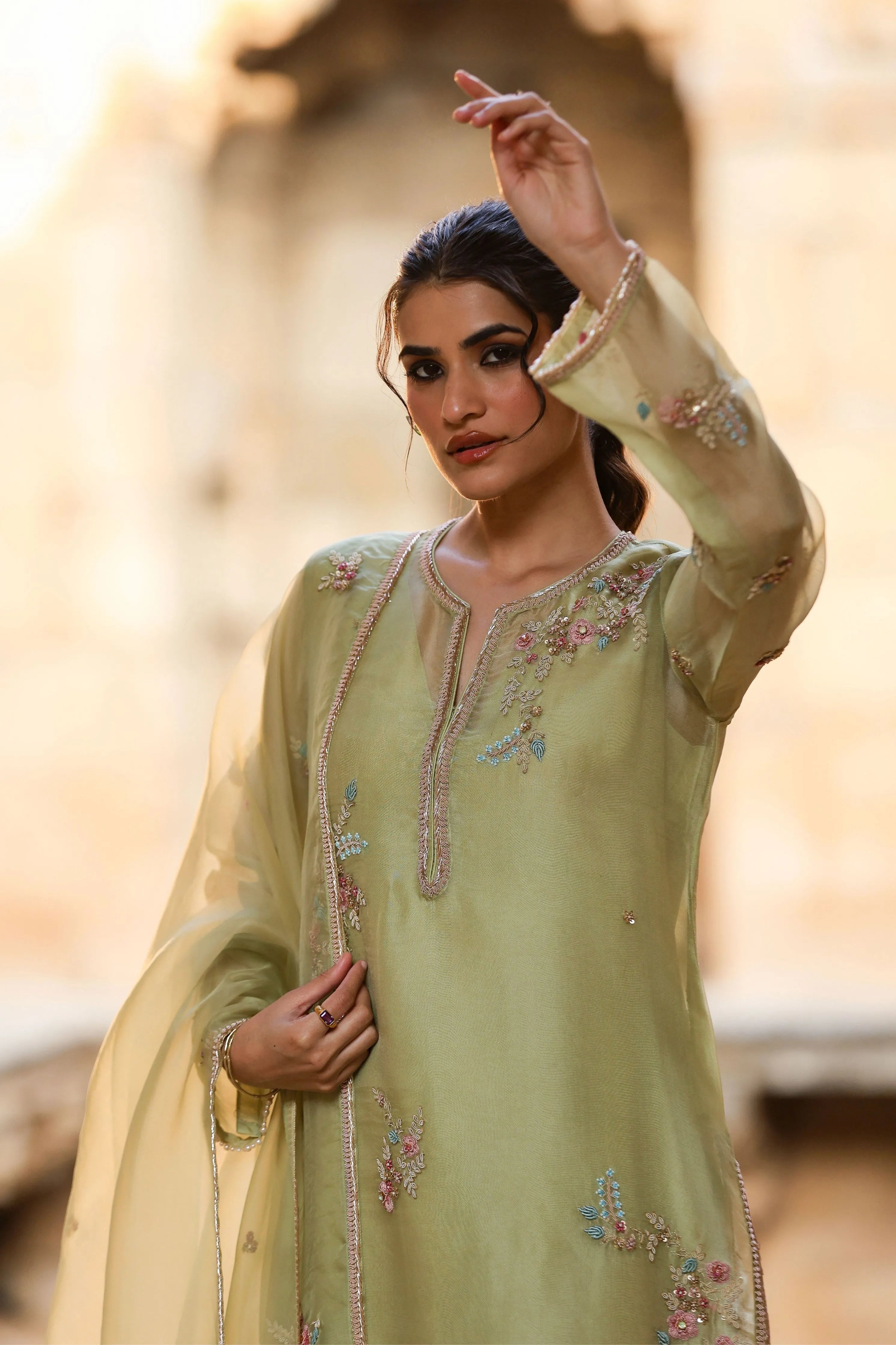 Vaayu Green Phool Kurta Set