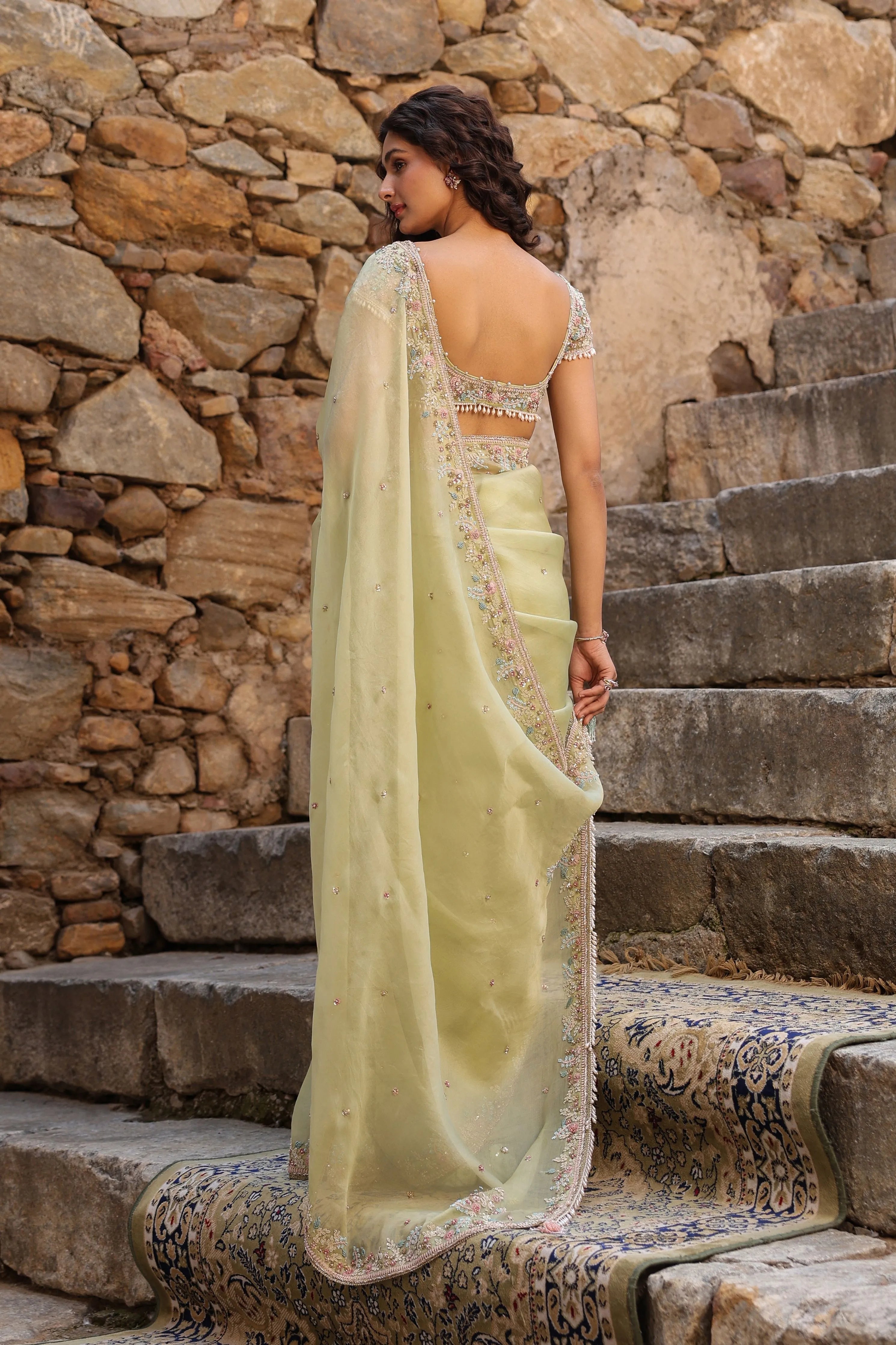 Vaayu Green Multicolor Border Saree Set