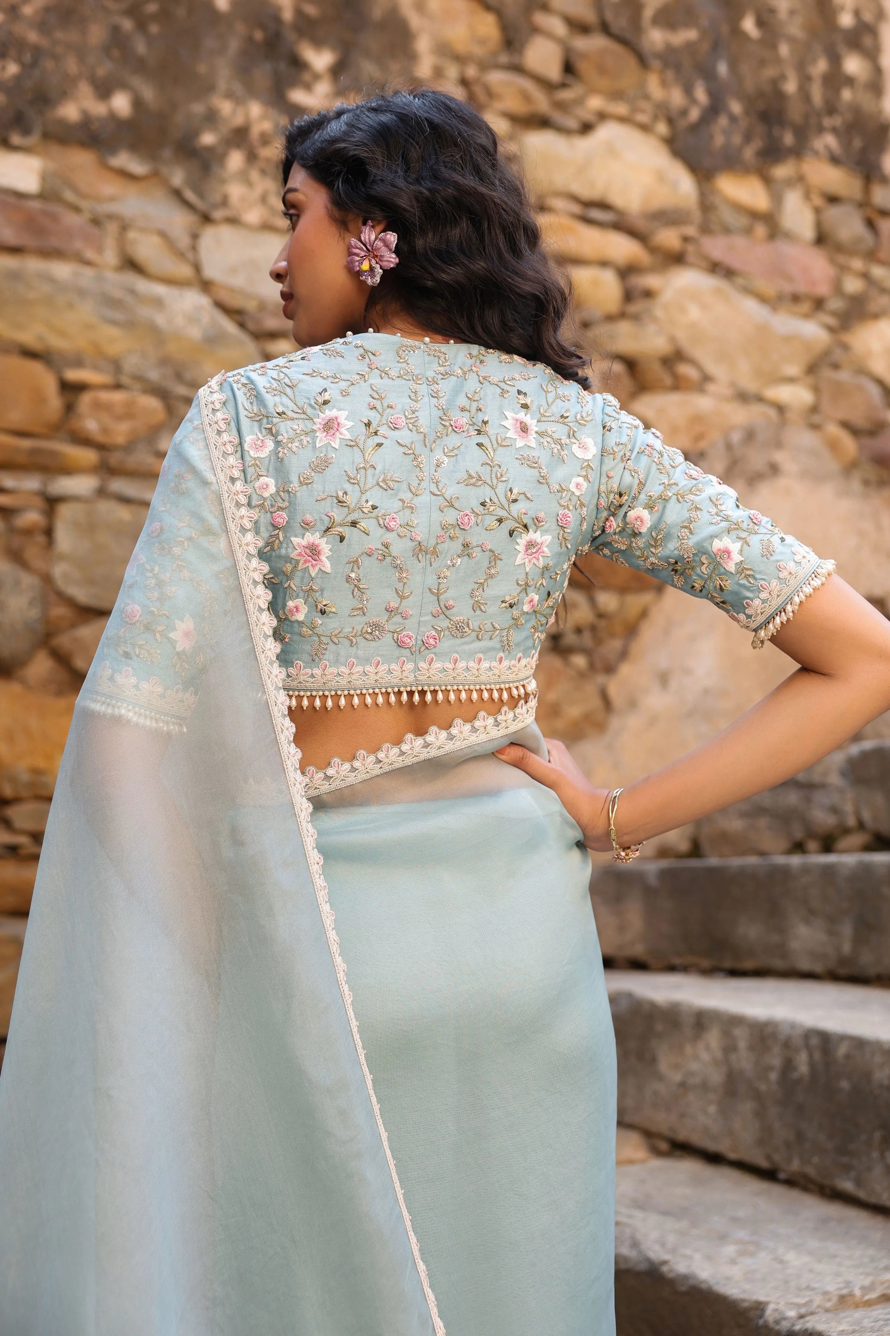 Vaayu Light Blue Phool Patti Saree Set