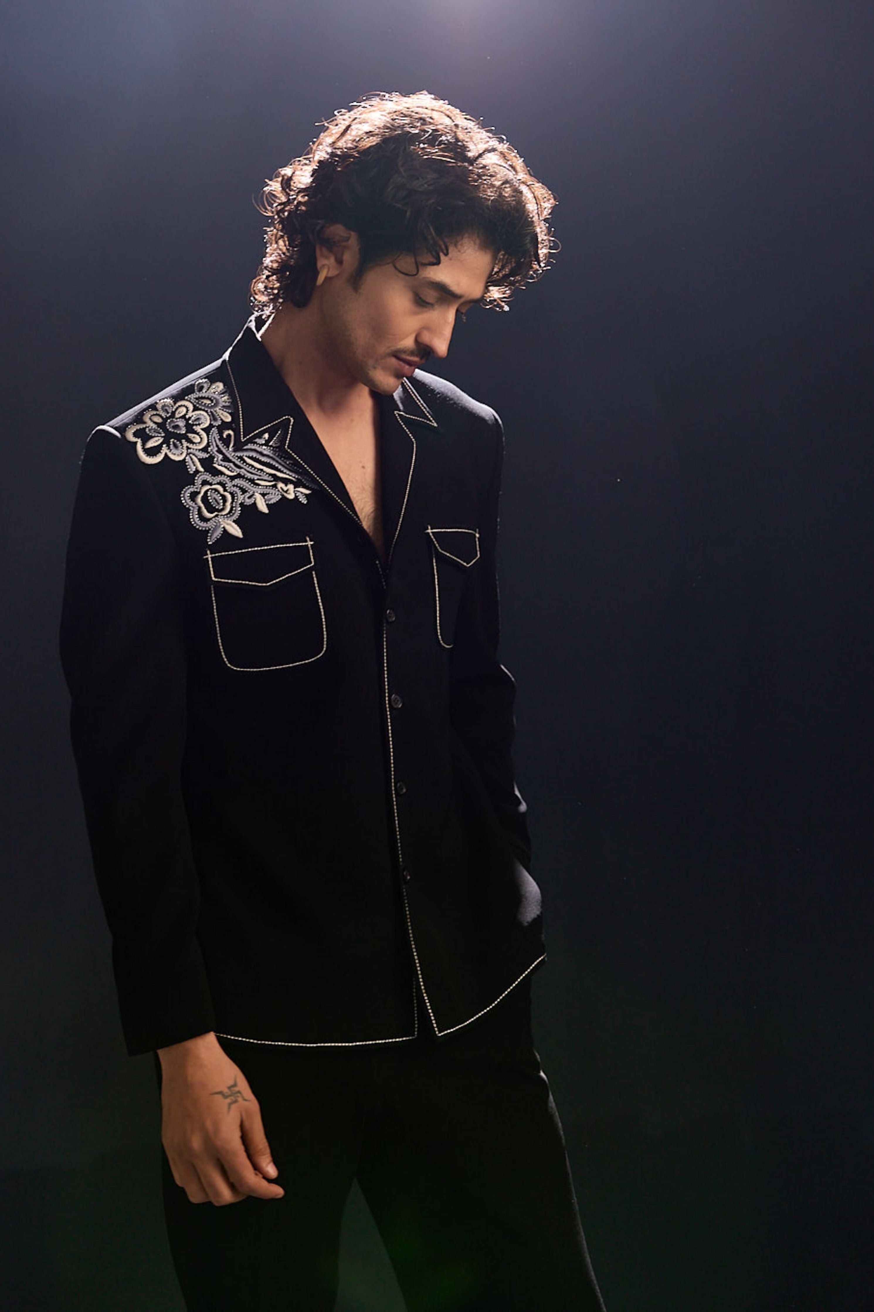 Versatile Black Shacket