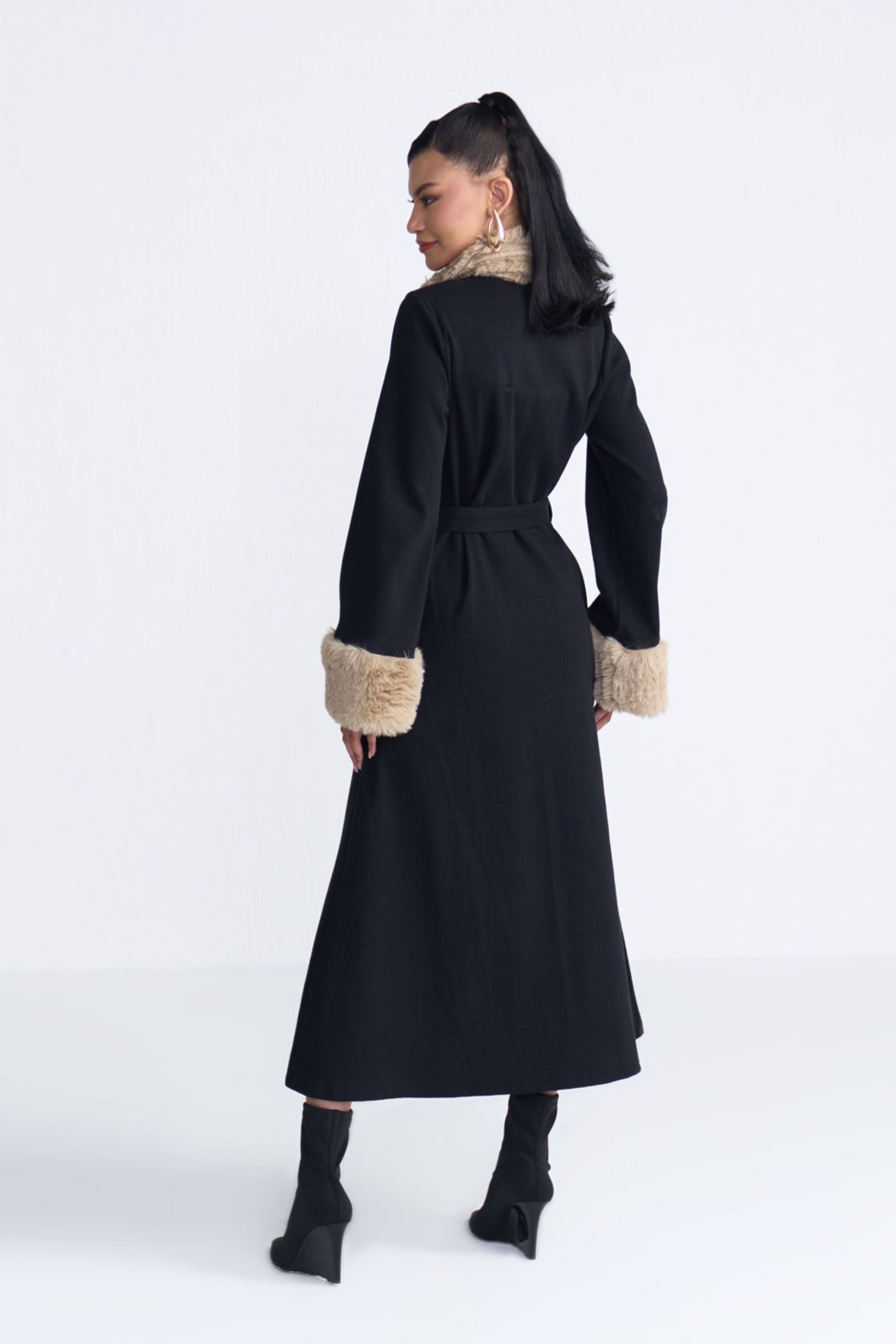 Fur noir Dress