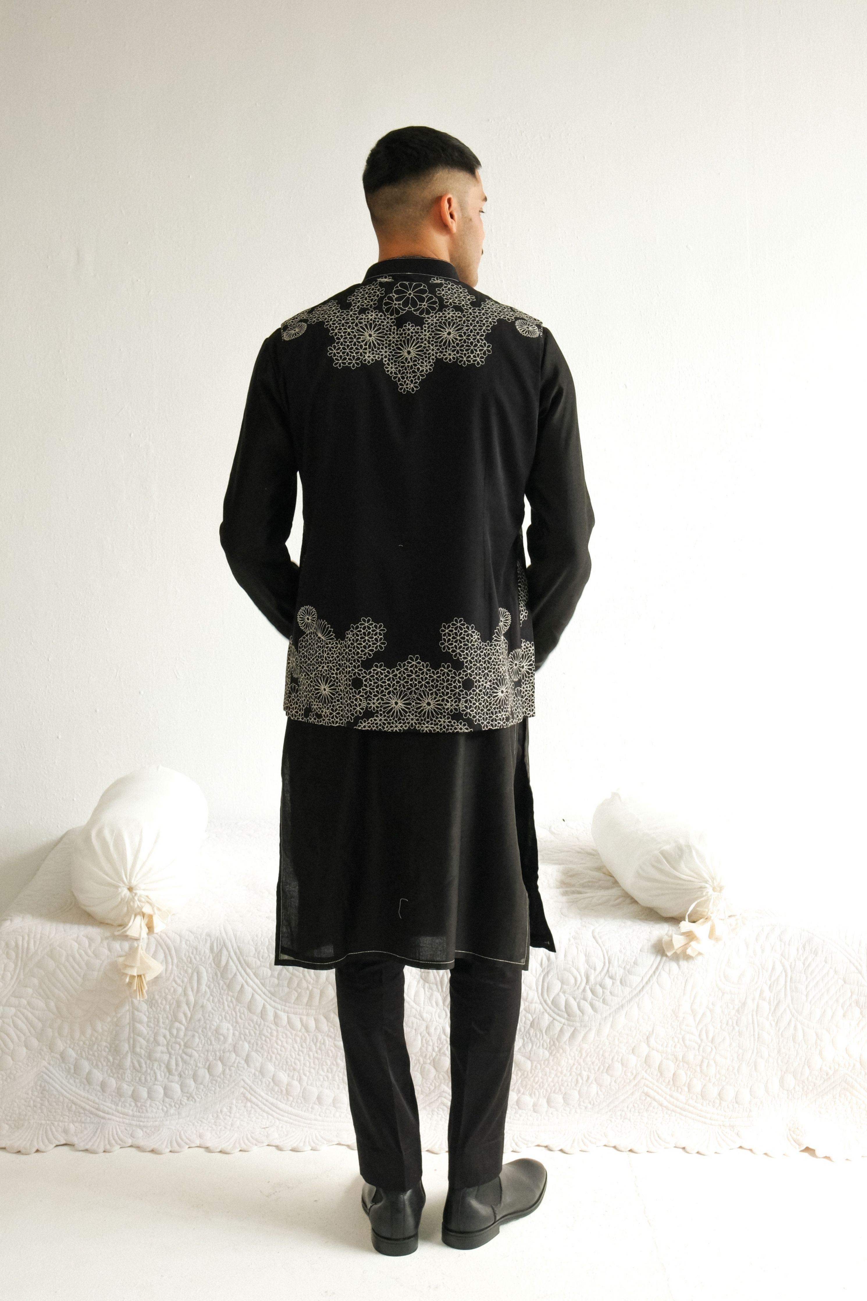 Kurta Set In Black