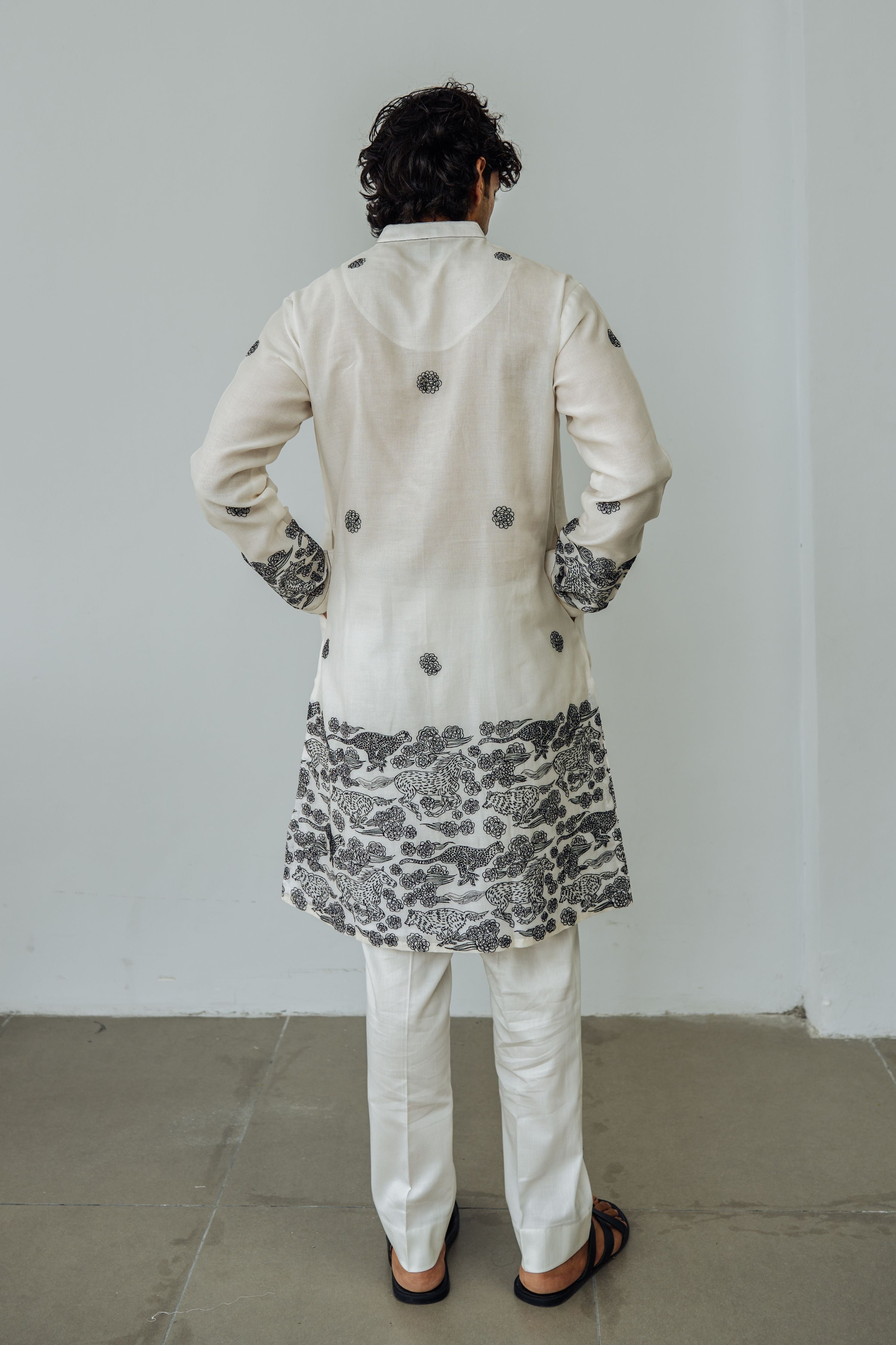 Ivory Road Runner Kurta Set
