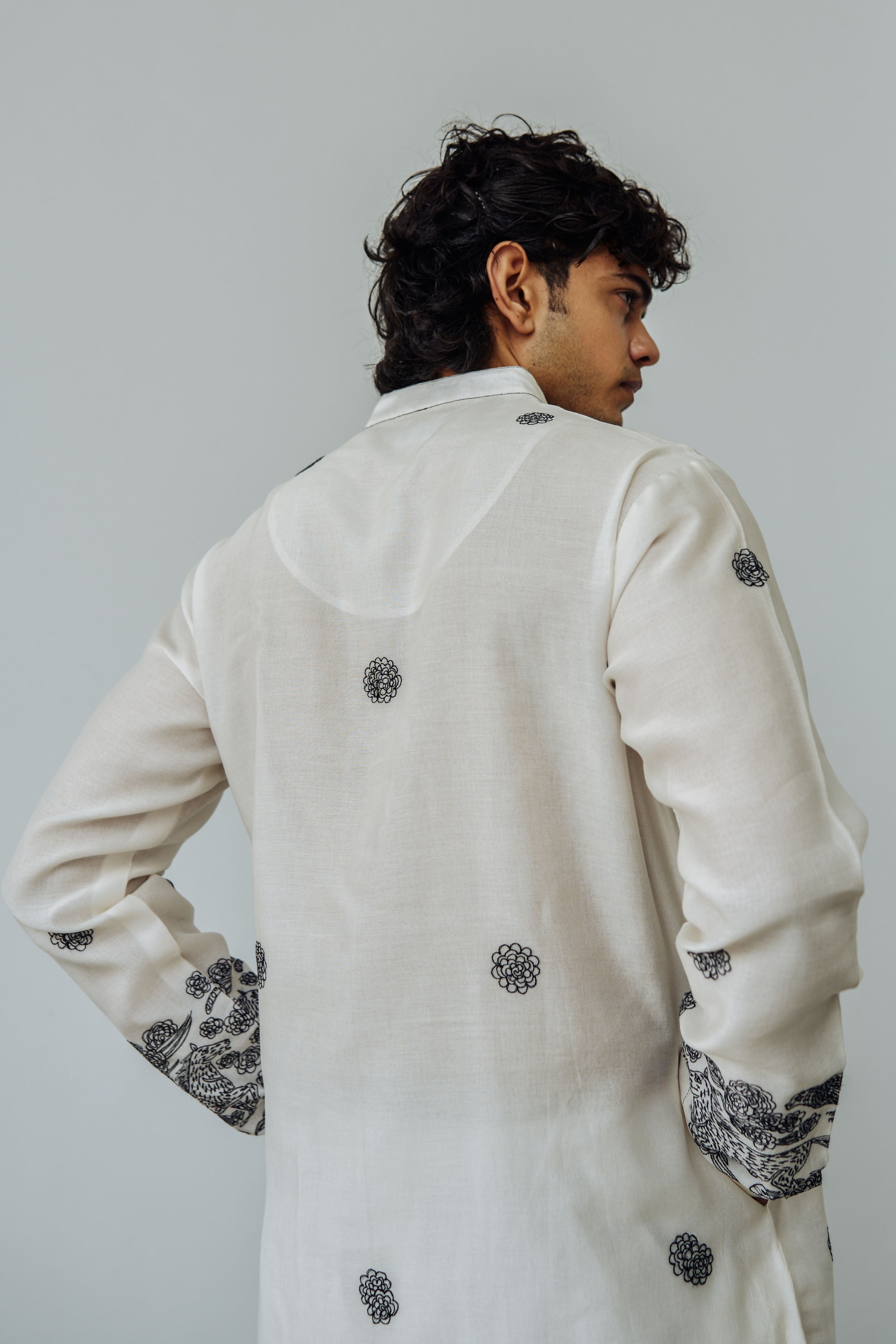 Ivory Road Runner Kurta Set