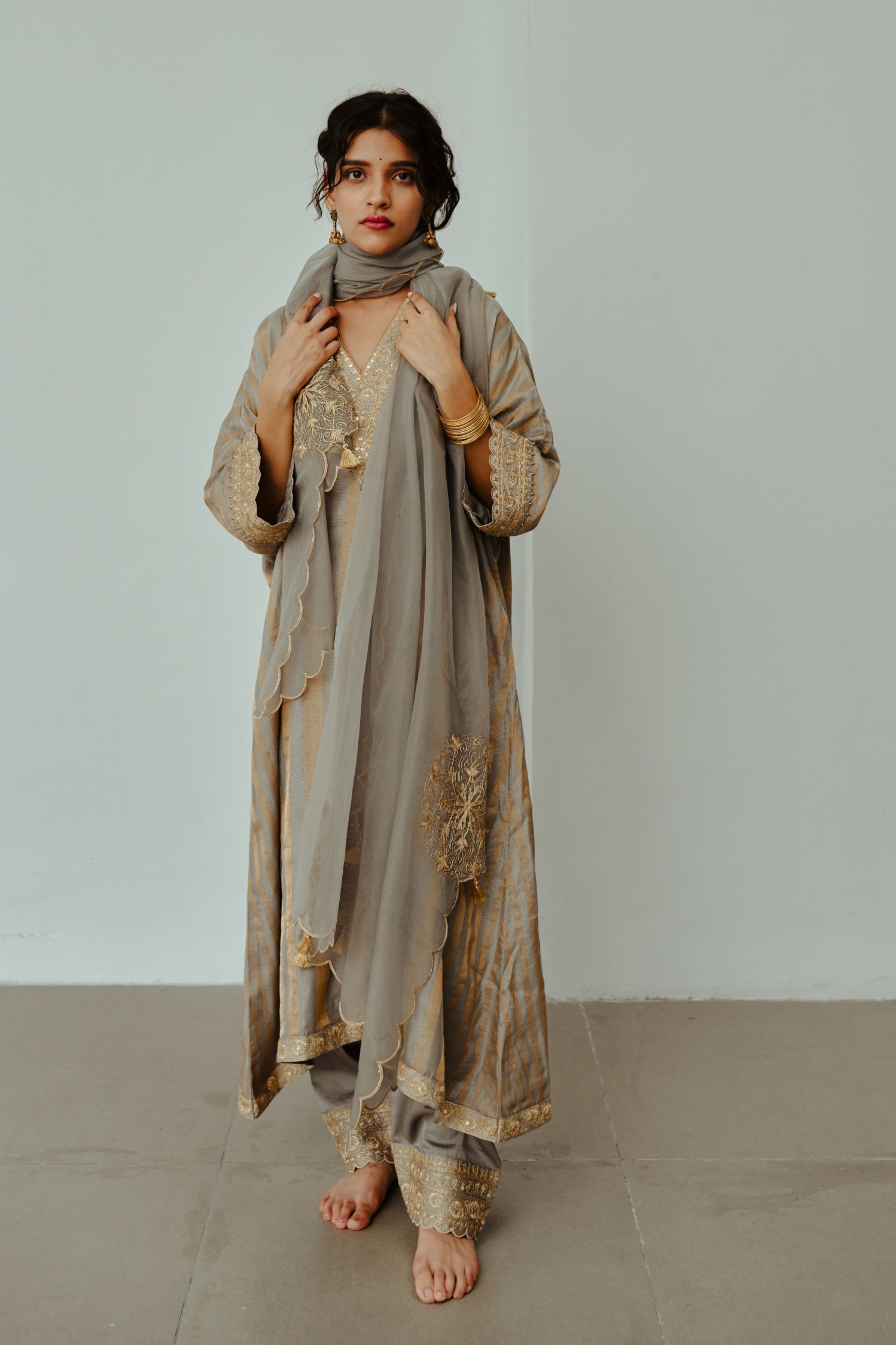 Nargis Smoky grey Kaftan Set