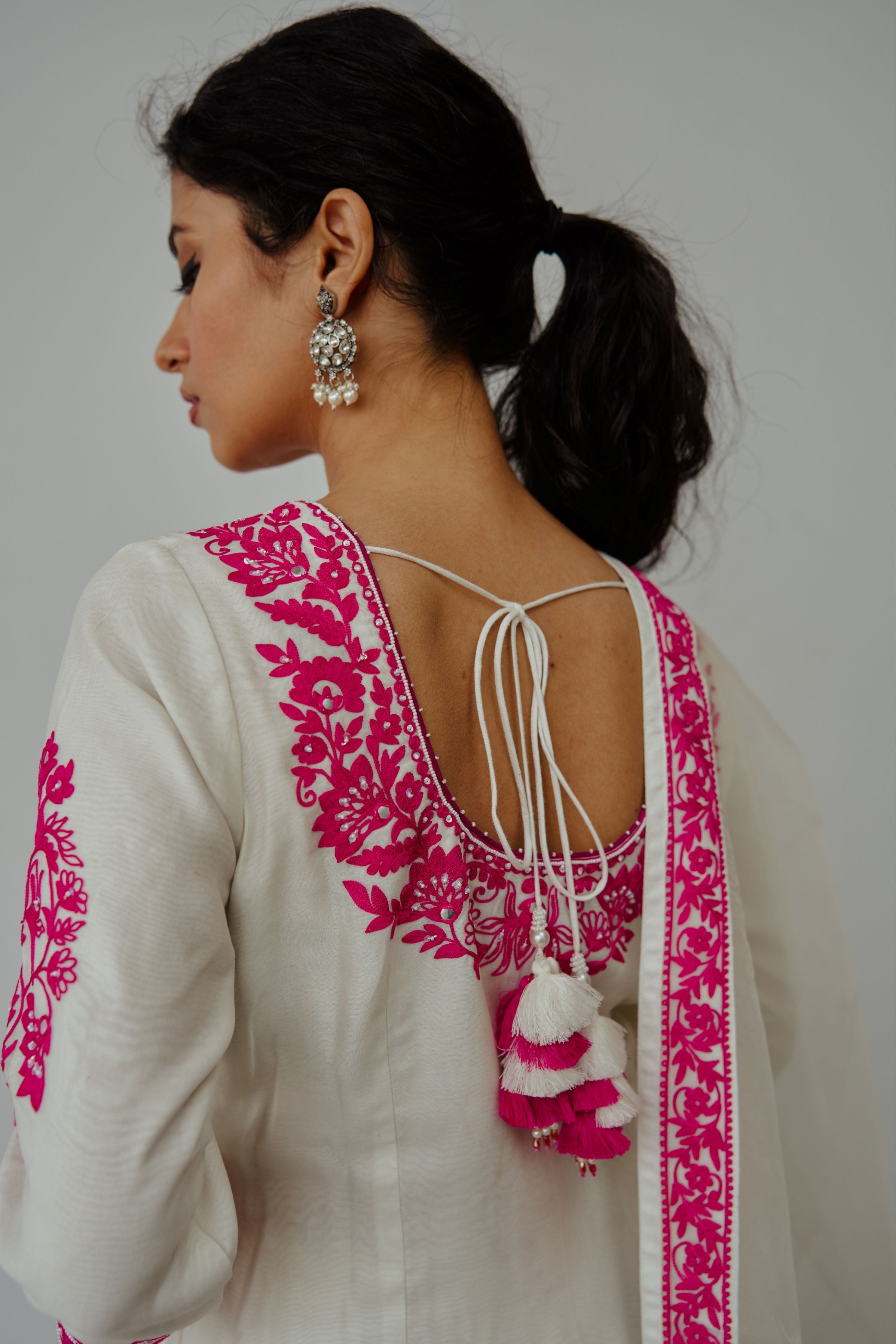 Beaming Bee Ivory Kurta Set