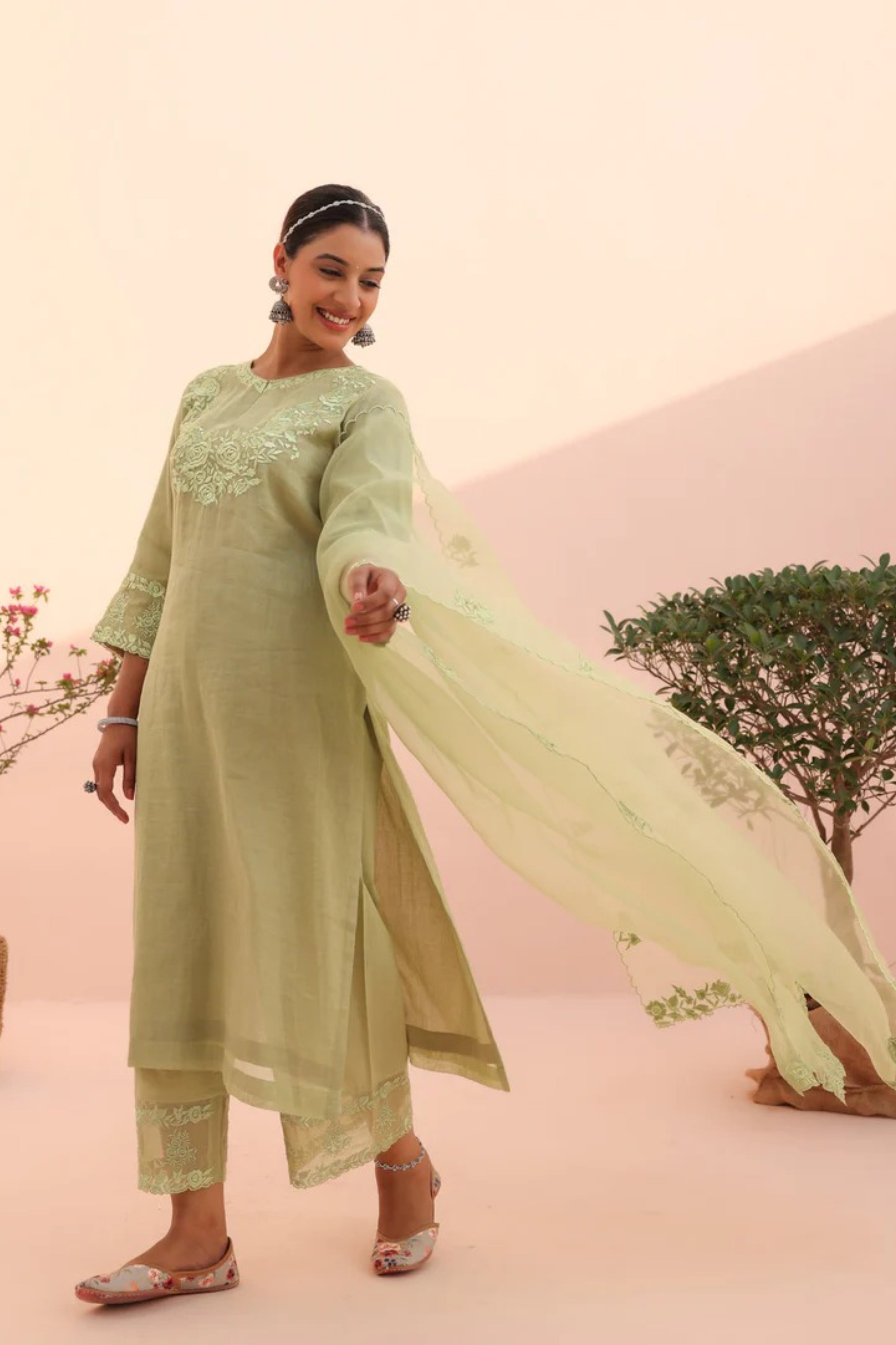 Tara Kurta Set