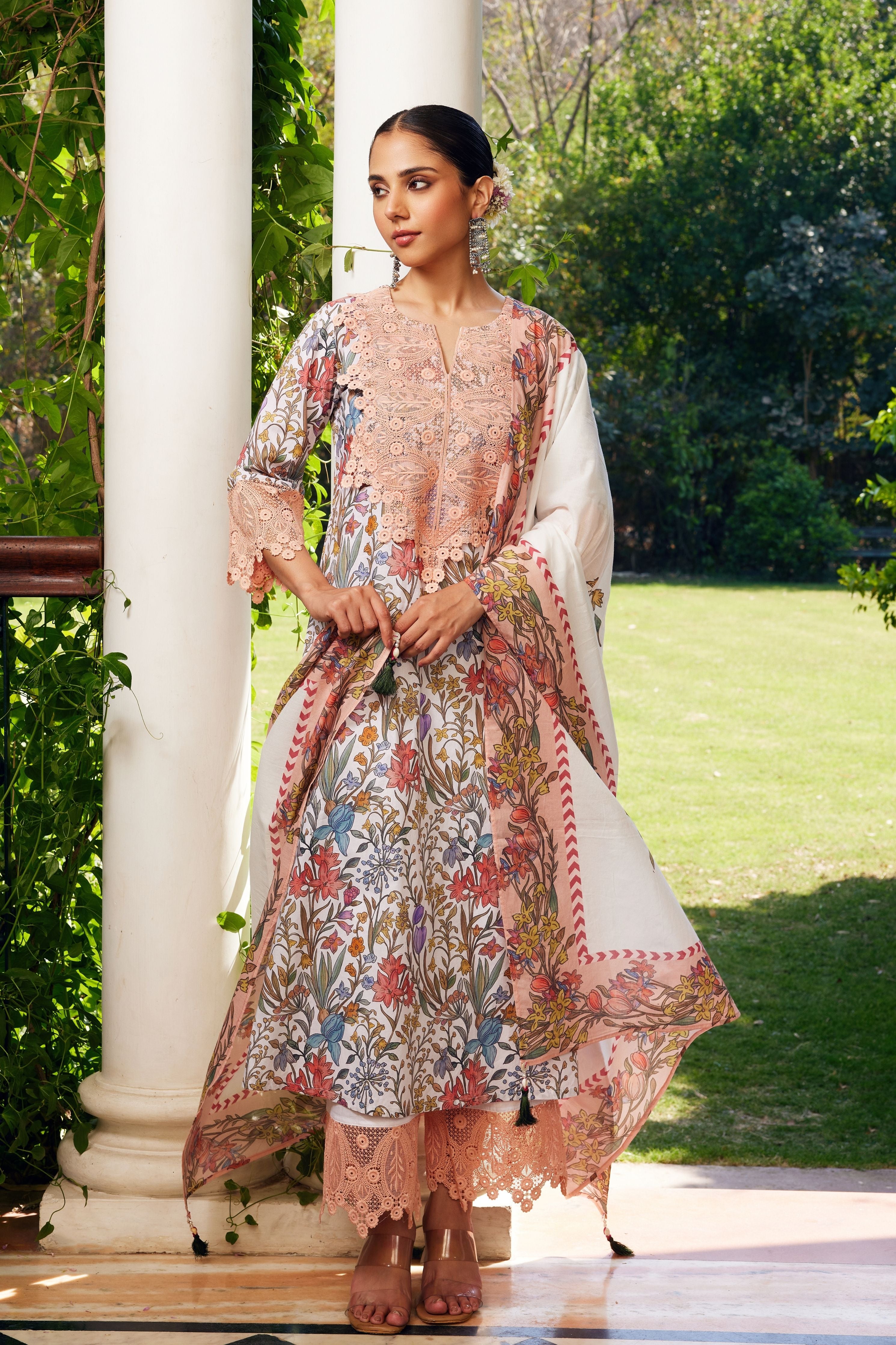 White Gulzaar Printed Kurta Set