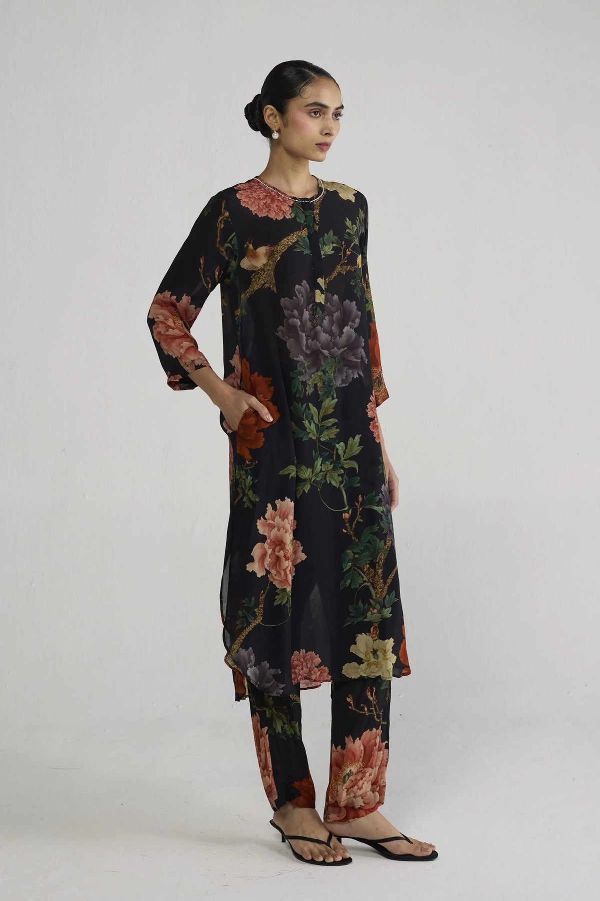 Himari Long Crepe Kurta Set
