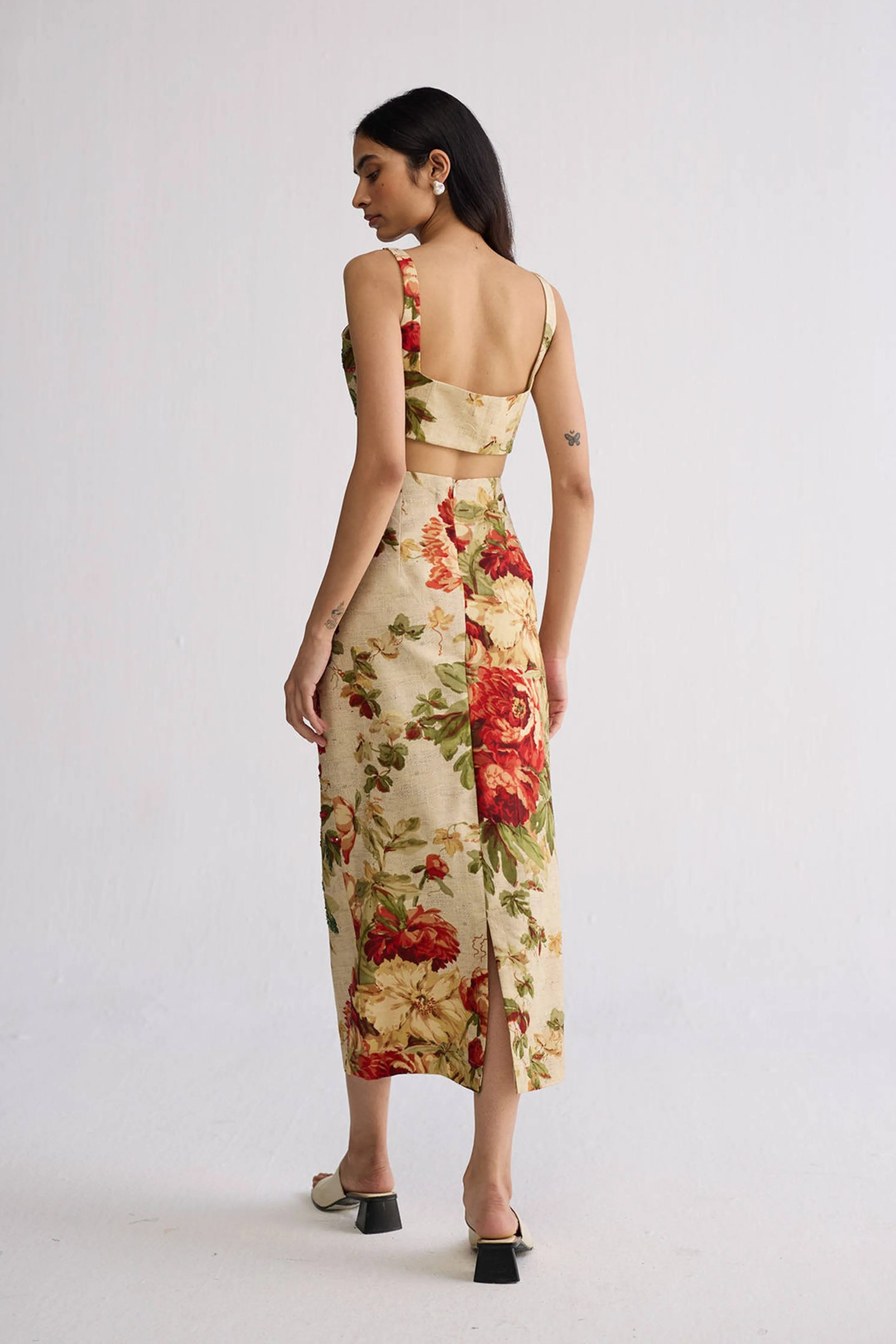 Sama Embroidered Top & Skirt Set