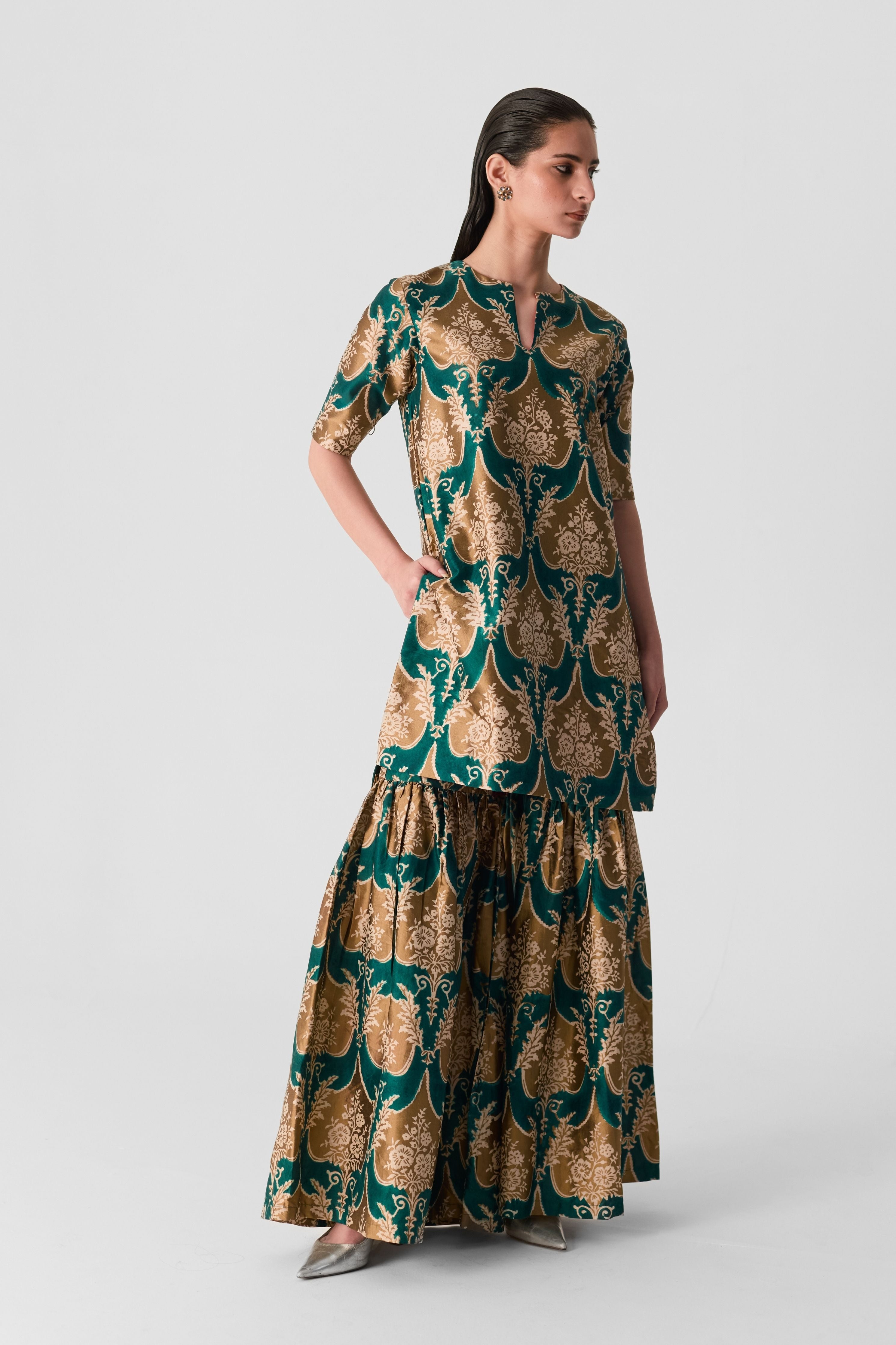 Biyu Sharara Set