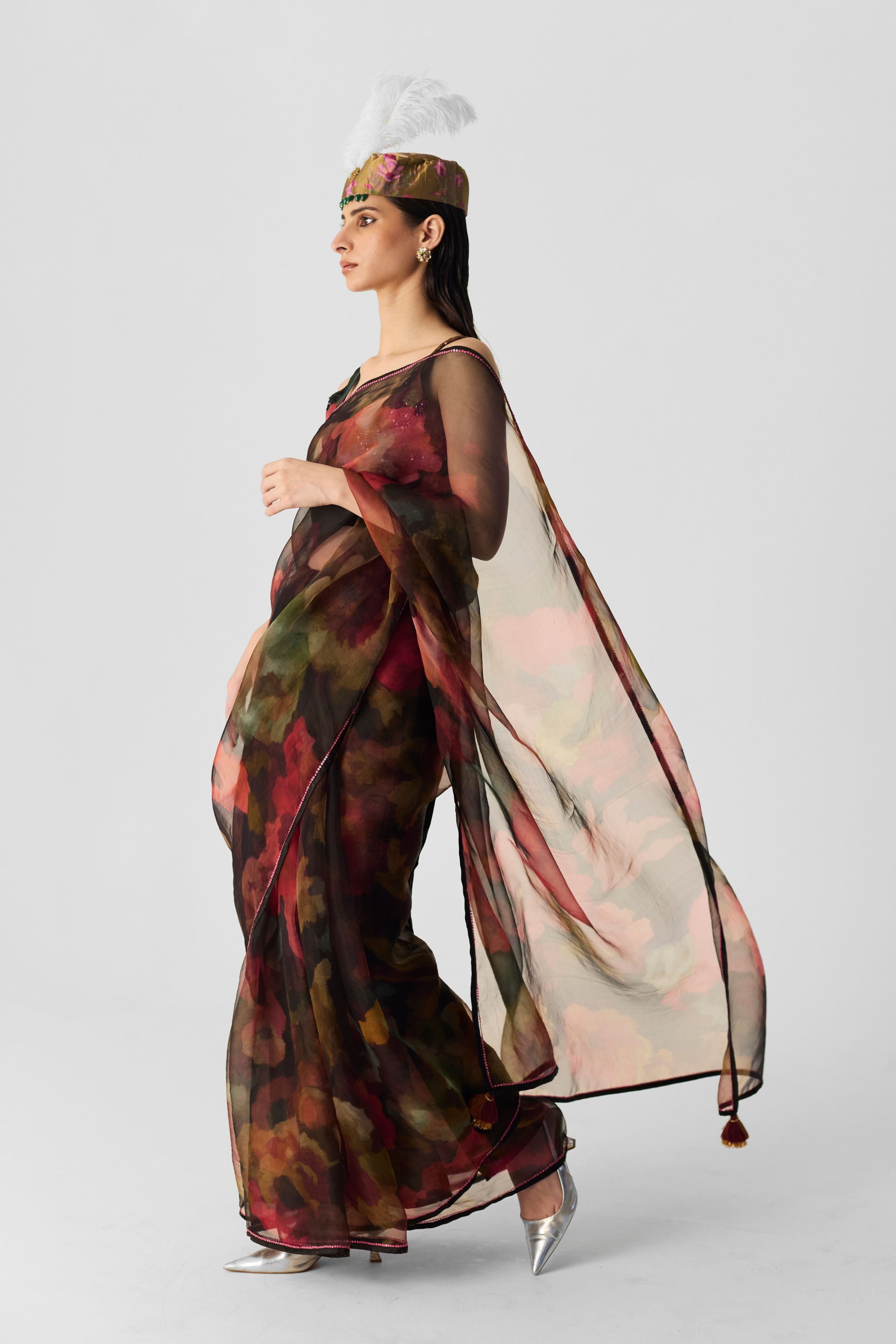 Furong Saree
