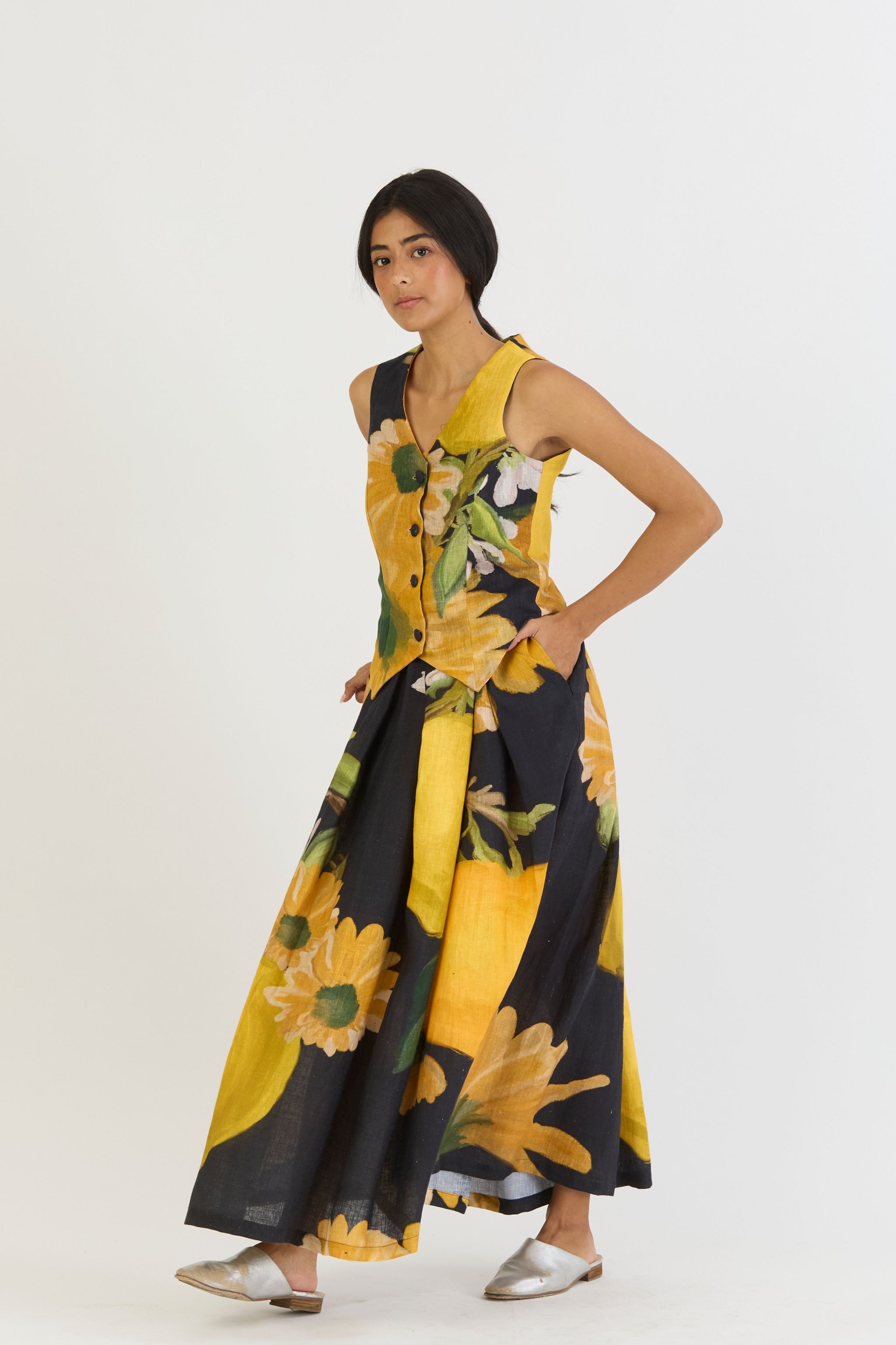 Pomello Waistcoat And Box Pleat Skirt Set