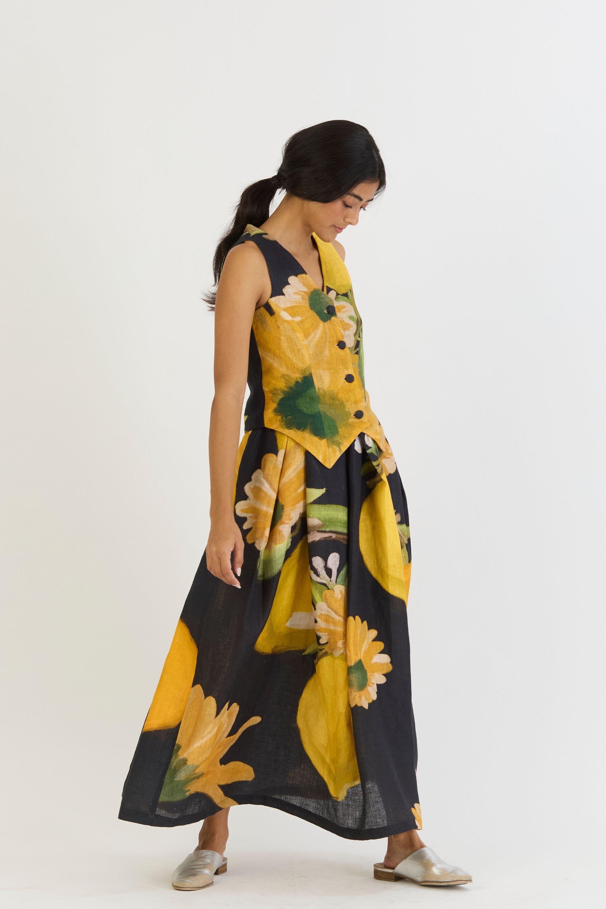 Pomello Waistcoat And Box Pleat Skirt Set