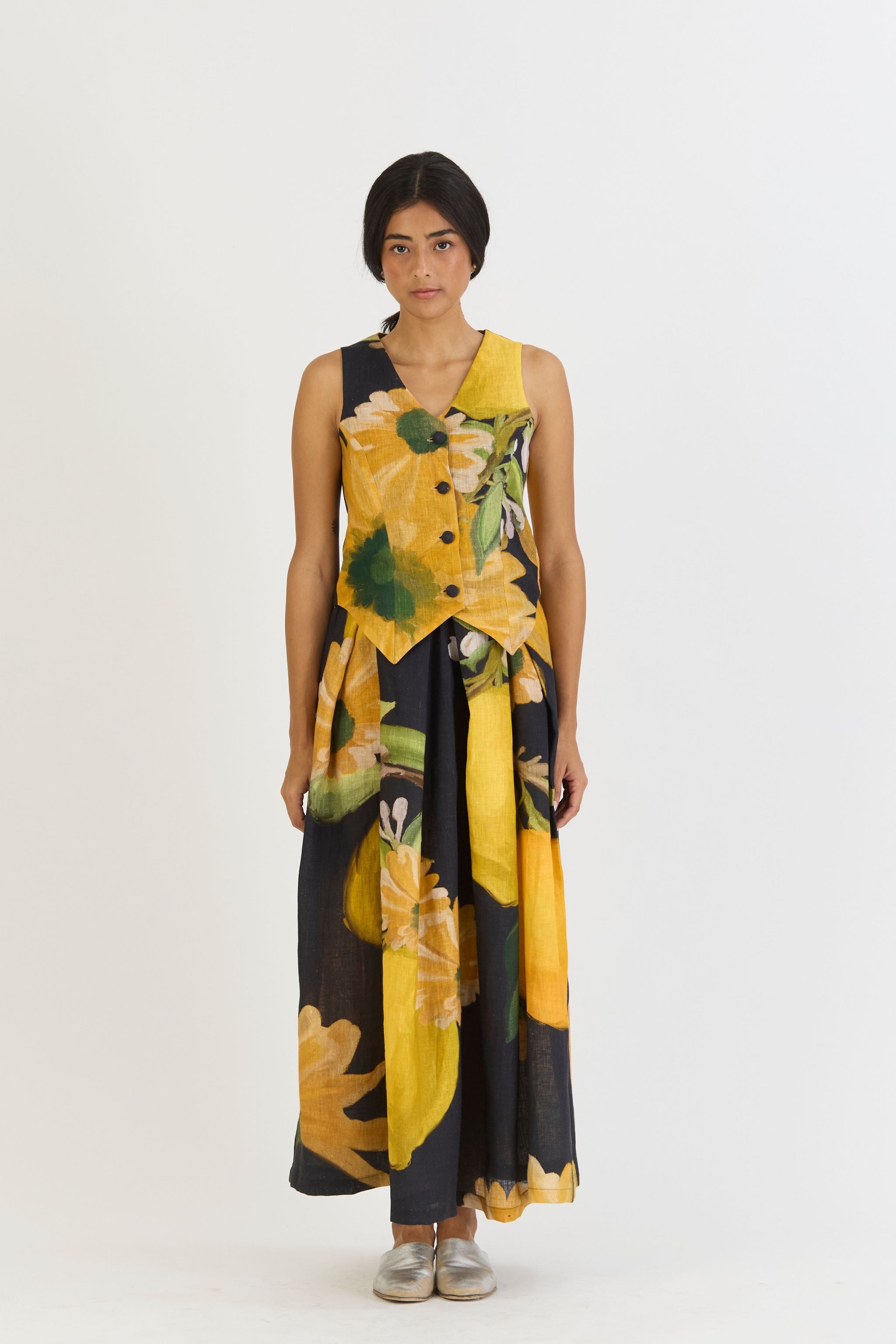Pomello Waistcoat And Box Pleat Skirt Set