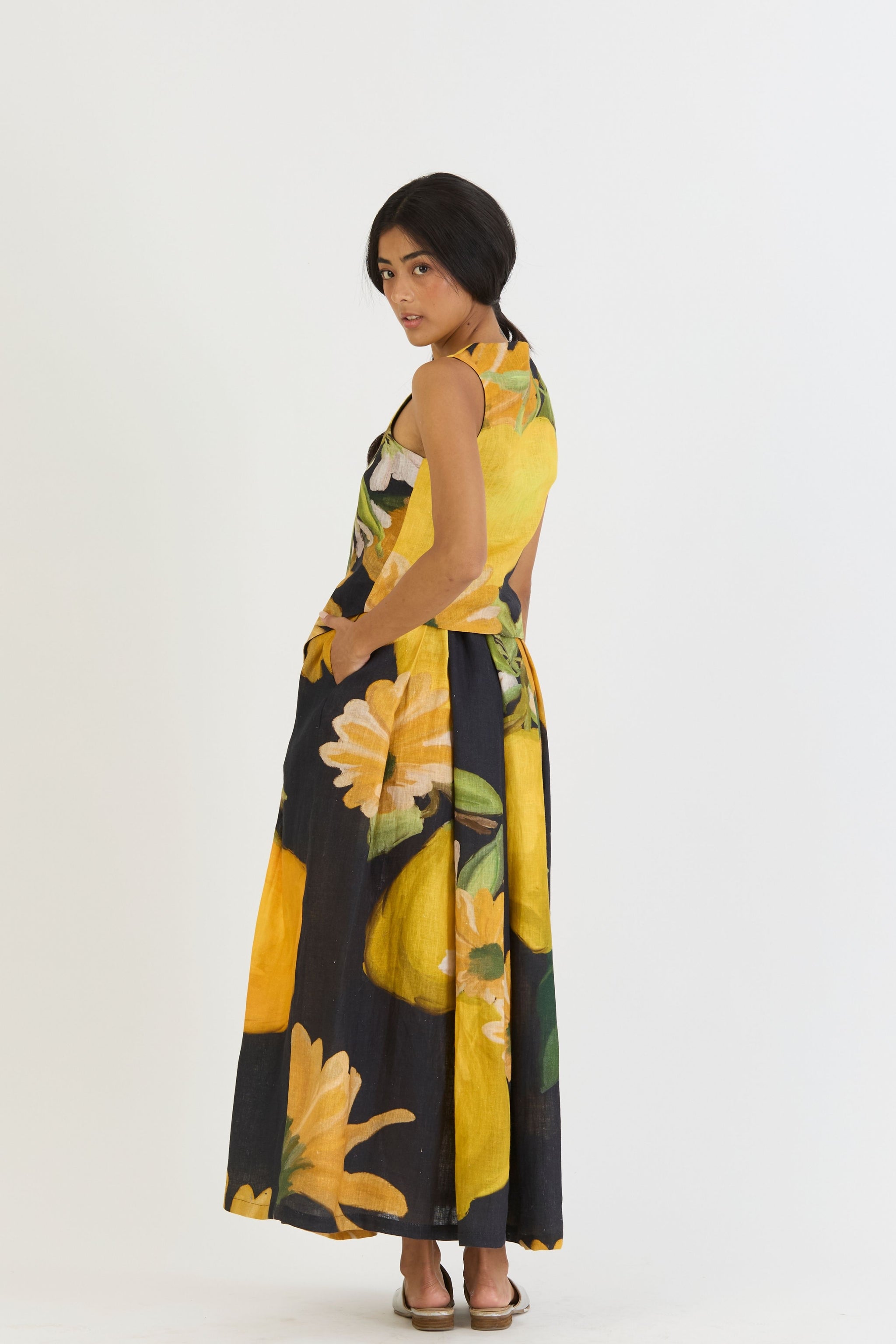 Pomello Waistcoat And Box Pleat Skirt Set