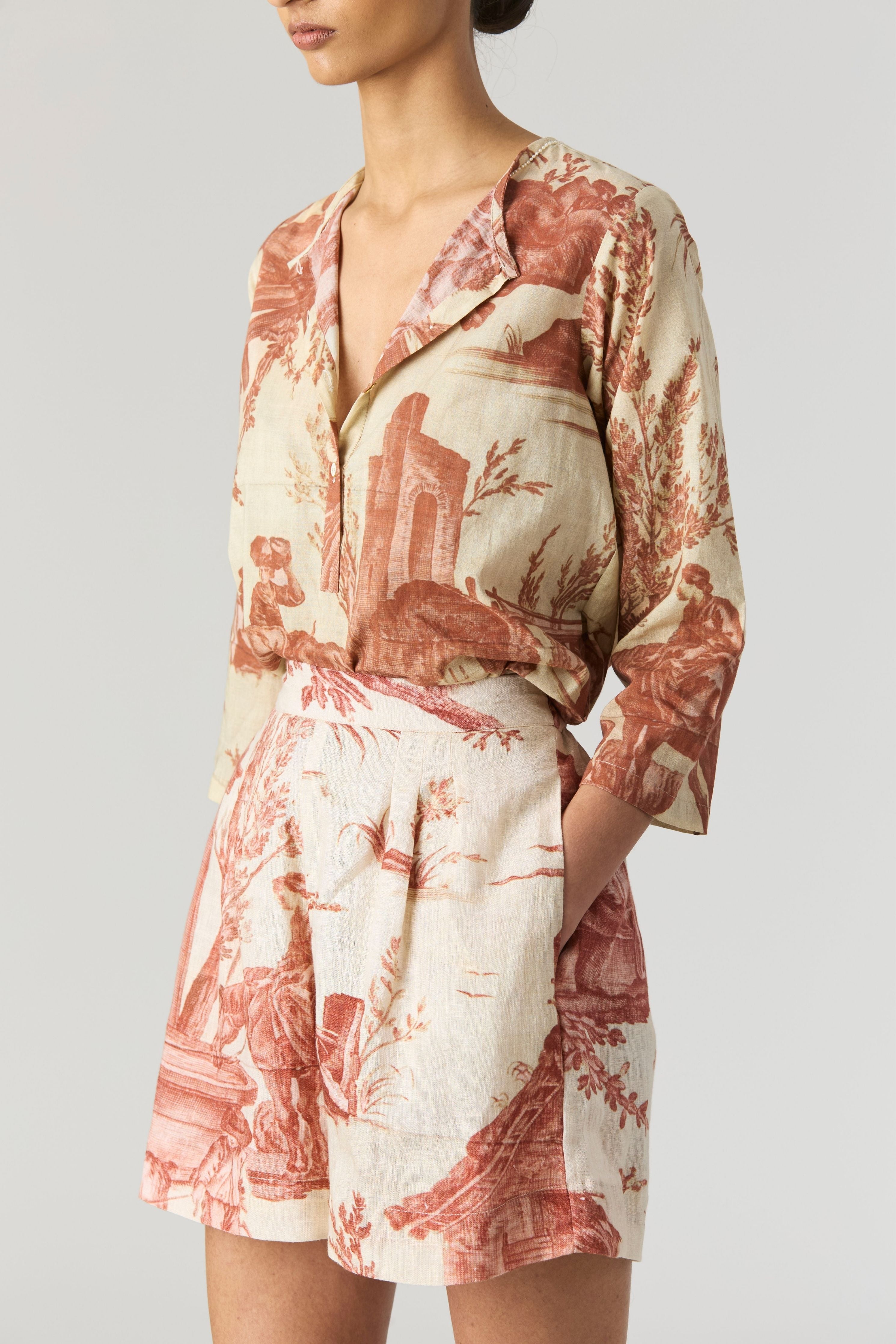 Cabridet Blazer & Shorts Set