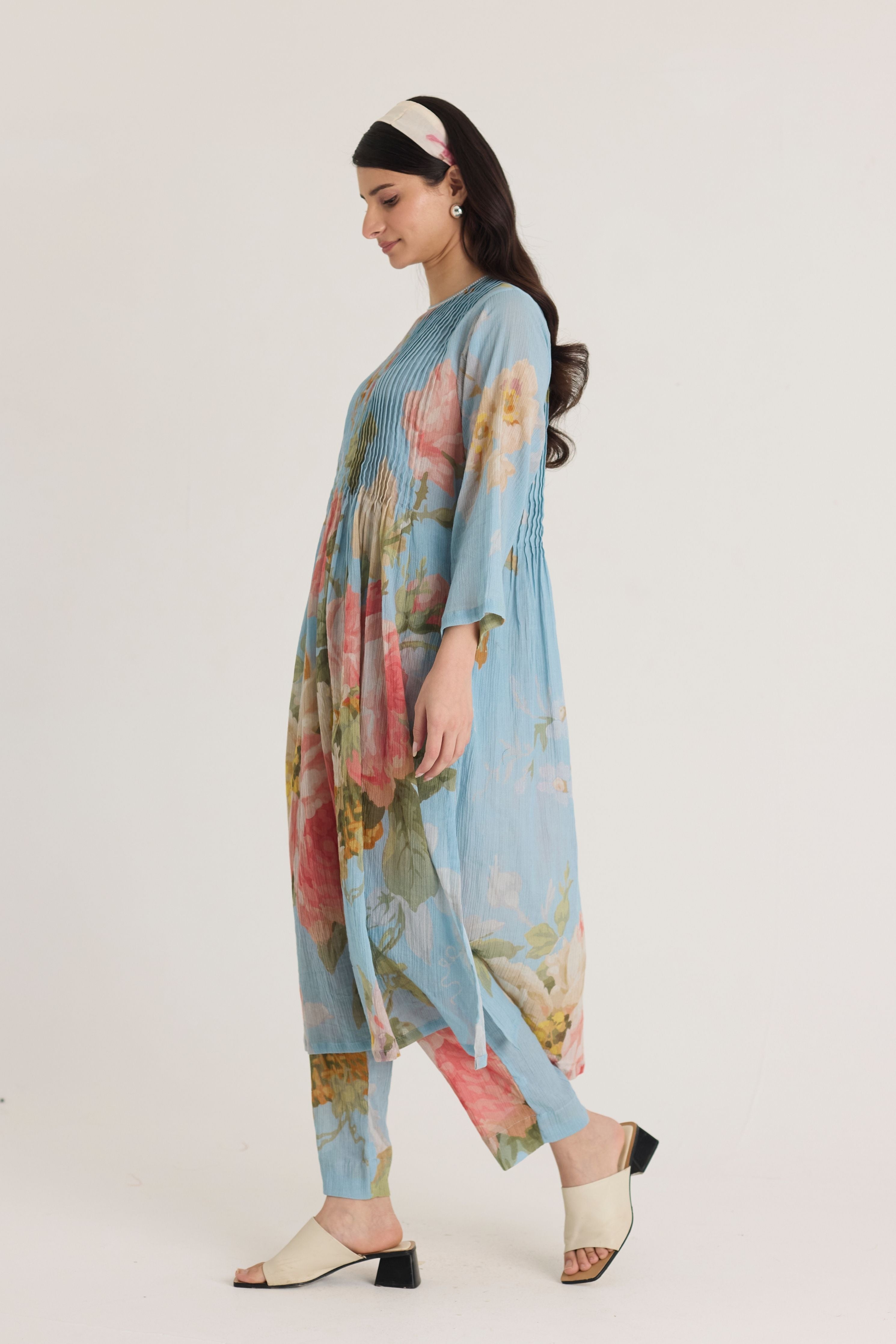 Taffy Pintucks Kurta Set