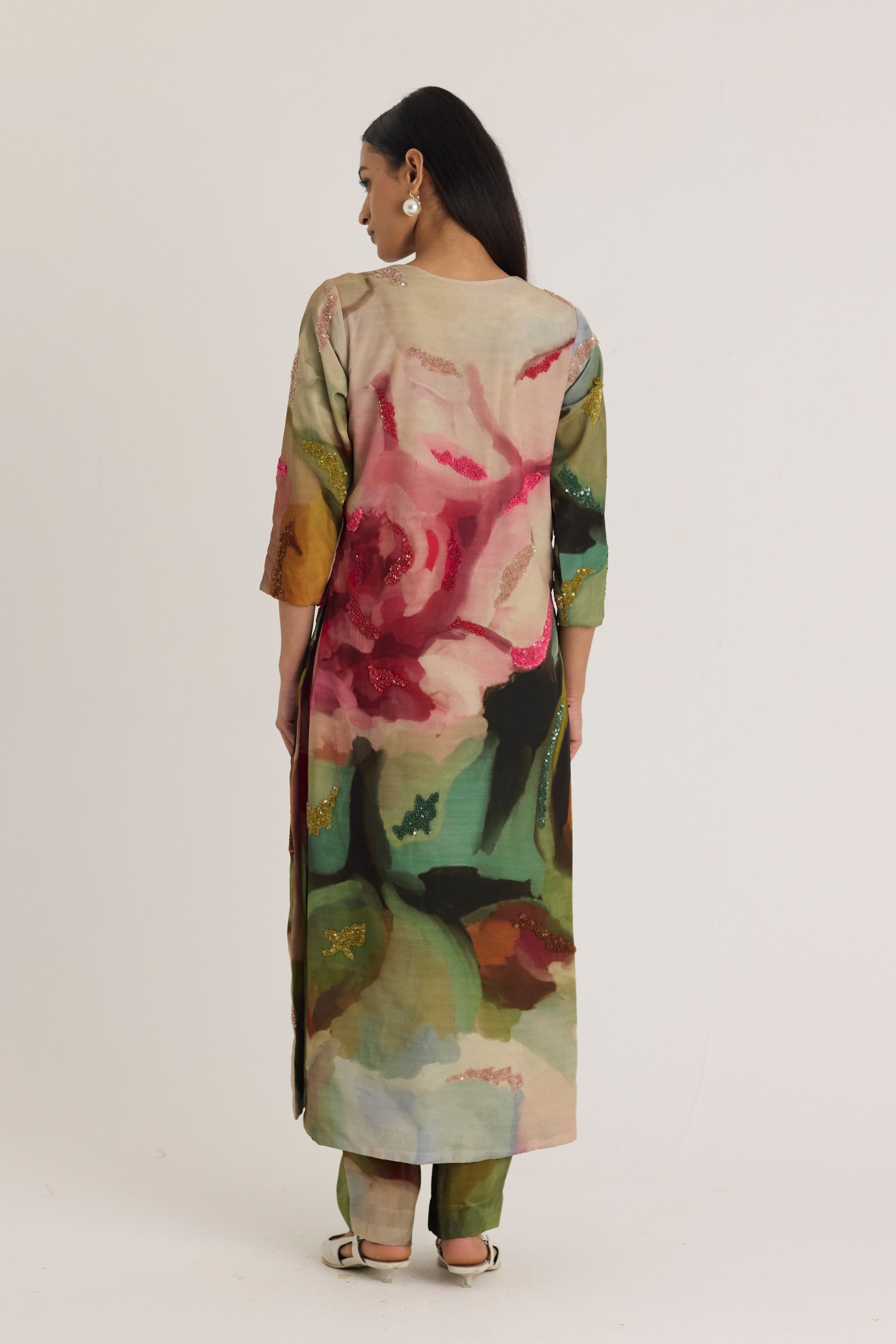 Tilly Emroidered Long V Neck Kurta Set