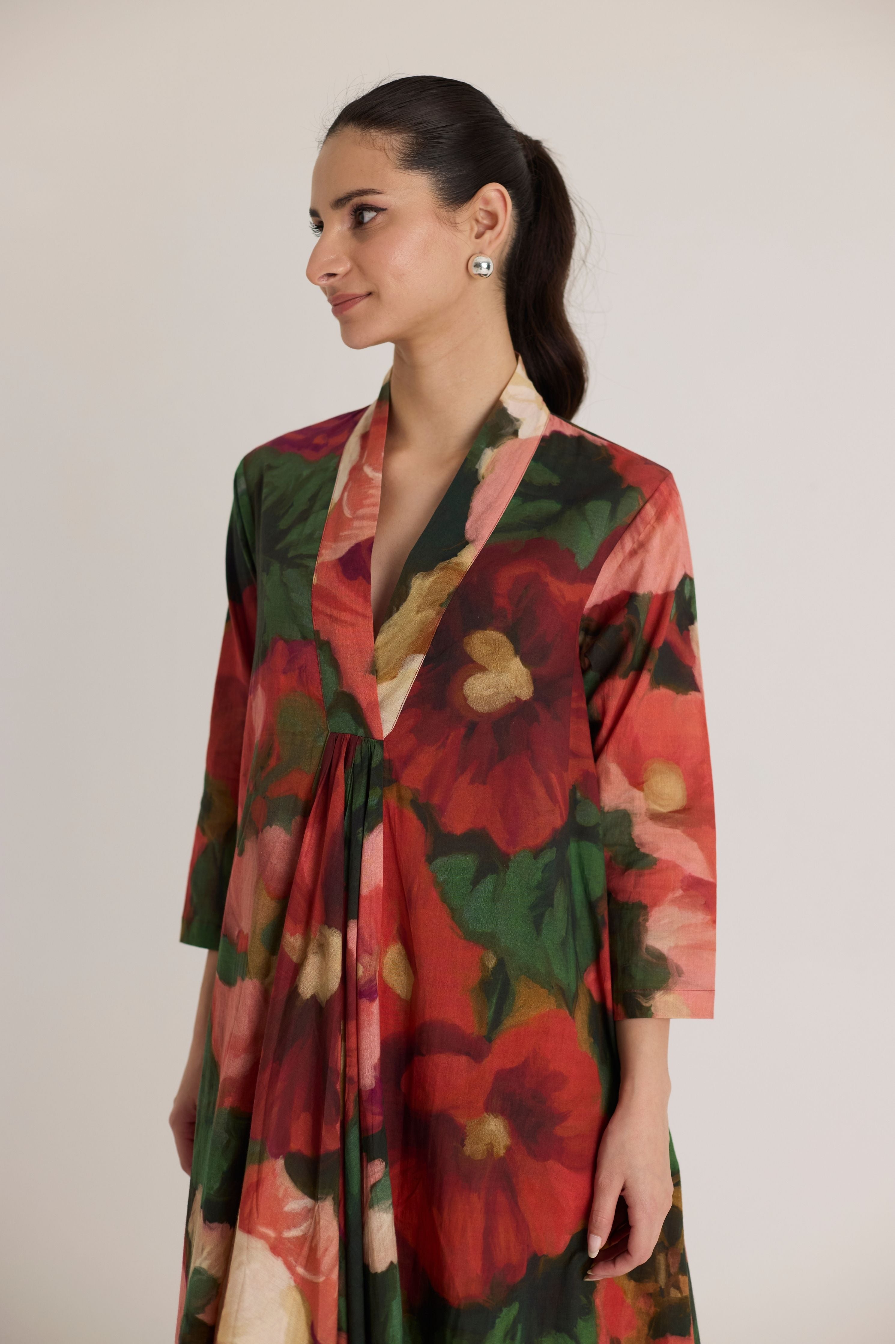 Scarlett V Neck Kurta Set